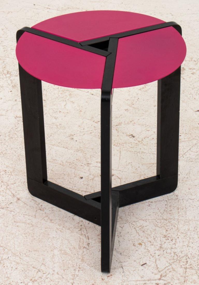 20th Century Postmodern Shocking Pink and Black Side Table For Sale