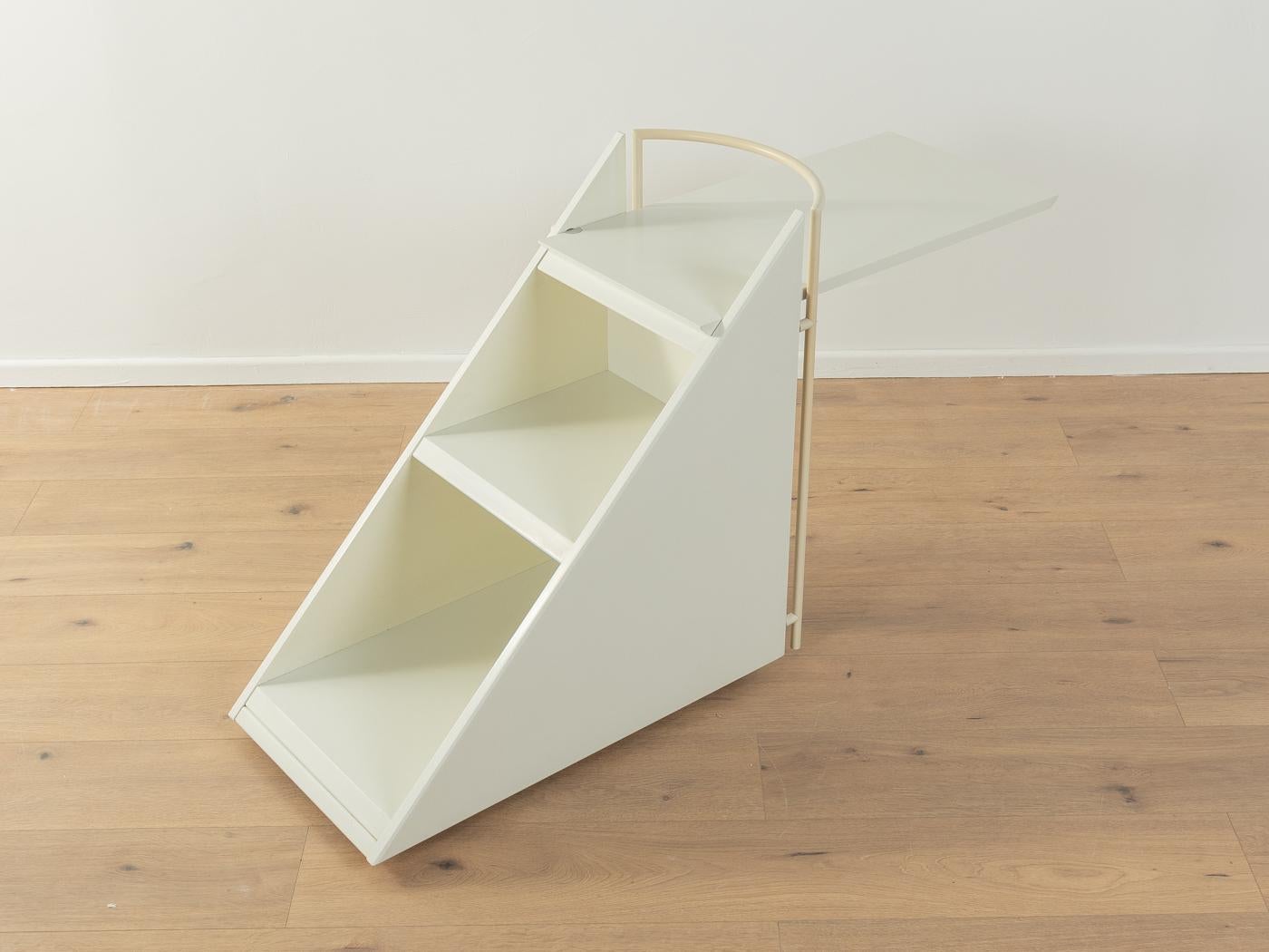 Table d'appoint postmoderne de Peter Maly pour Interlübke en vente 10