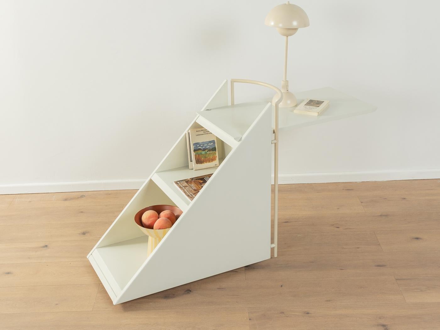 Table d'appoint postmoderne de Peter Maly pour Interlübke en vente 1