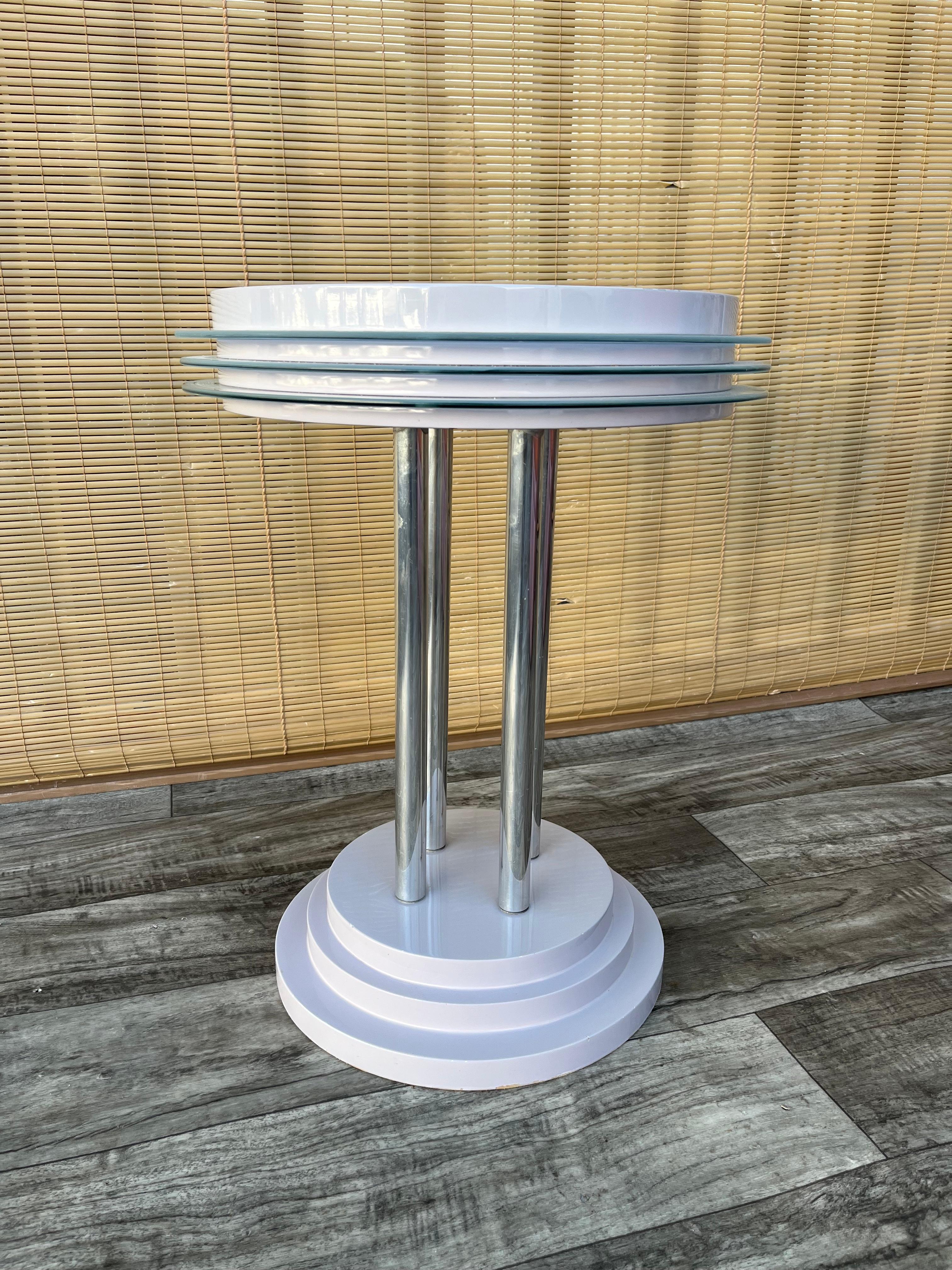 Post-Modern Postmodern Side Table in the Memphis Group Style. Circa 1980s For Sale