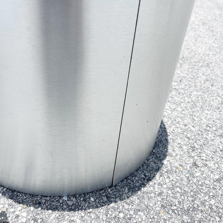Postmodern Silver and Black Cylindrical Drum Side Tables, a Pair In Good Condition For Sale In Delray Beach, FL