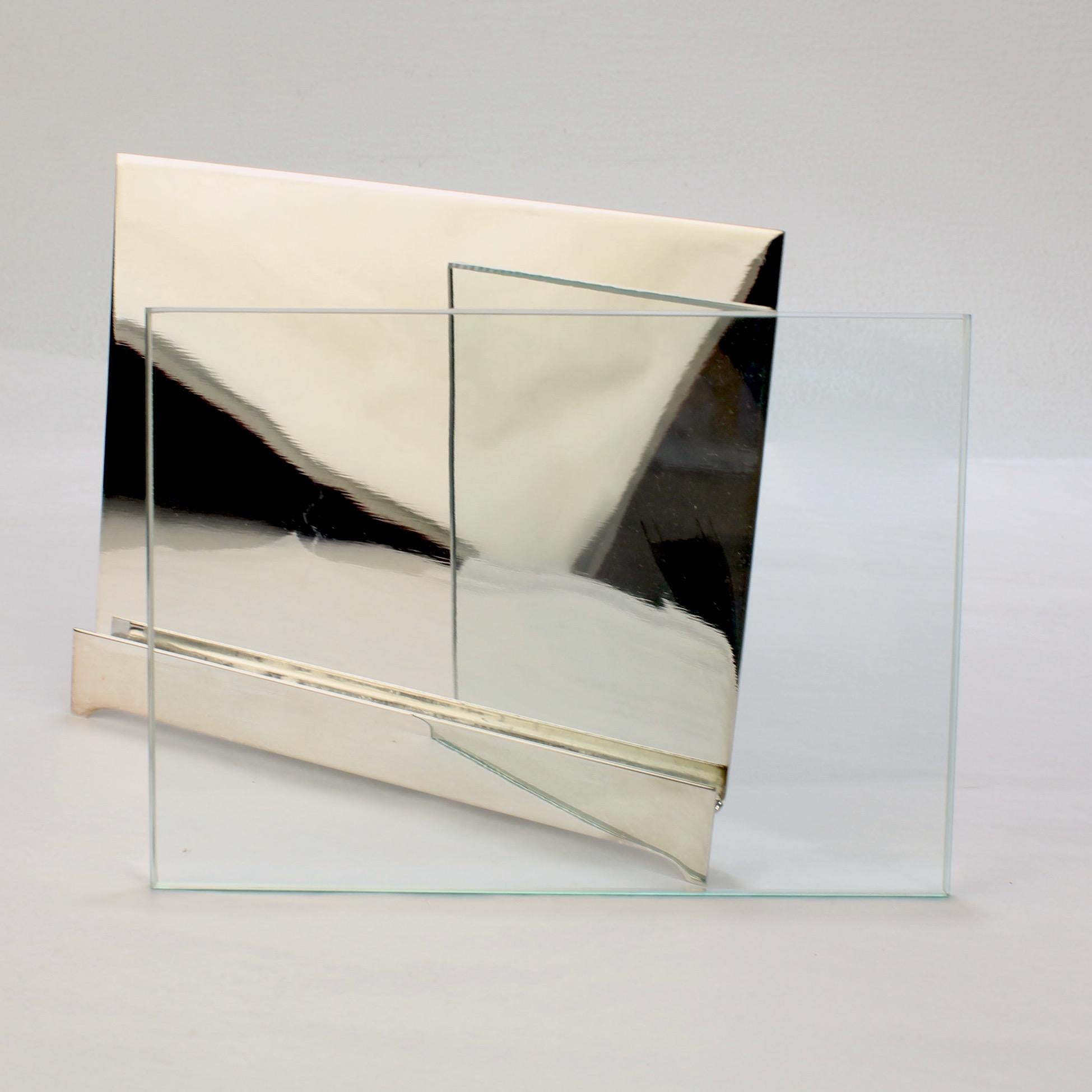 Postmodern Silver Plated Picture Frame by TsAO & McKown for Swid Powell In Good Condition For Sale In Philadelphia, PA
