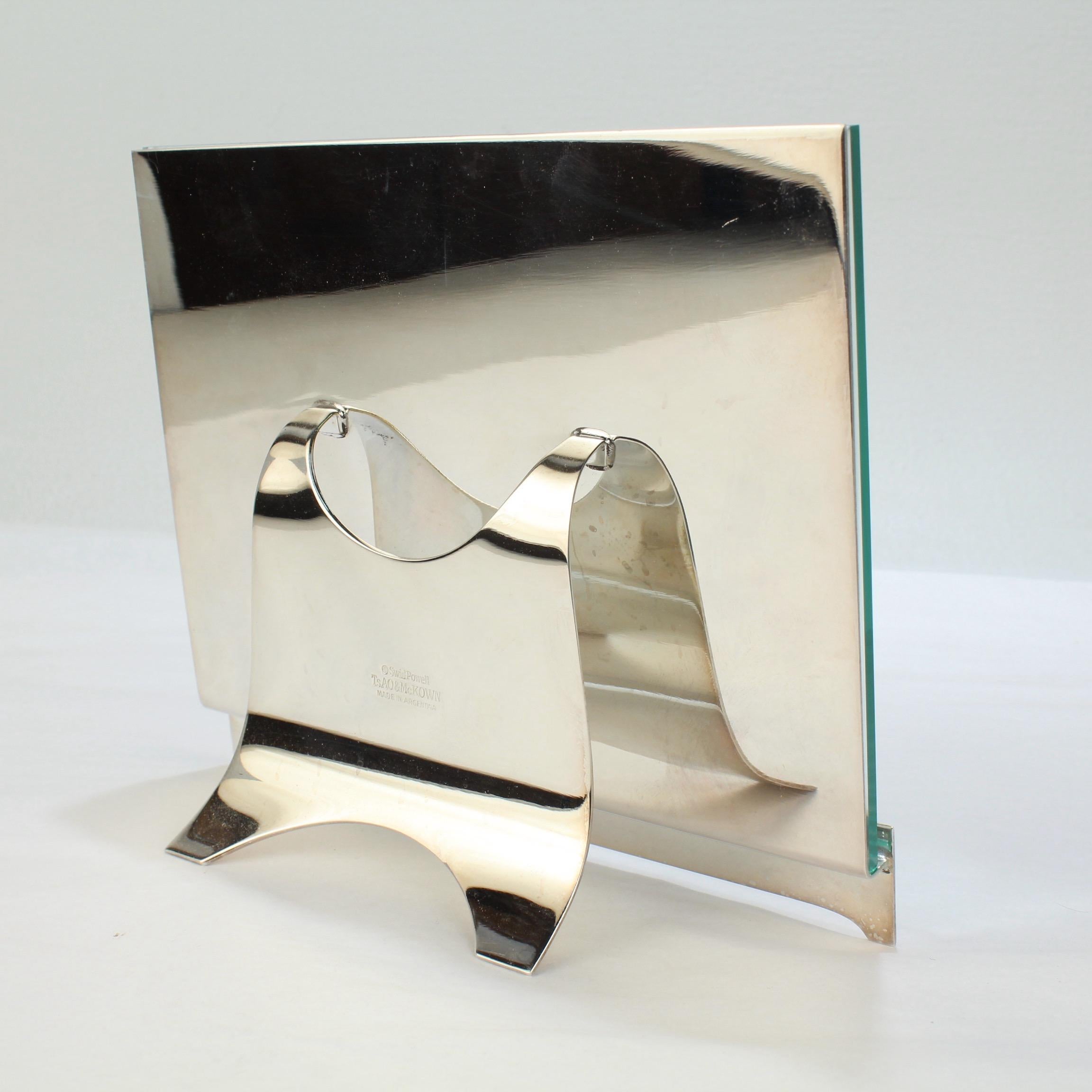 Cadre photo postmoderne en métal argenté de TsAO &amp; McKown pour Swid Powell en vente 3