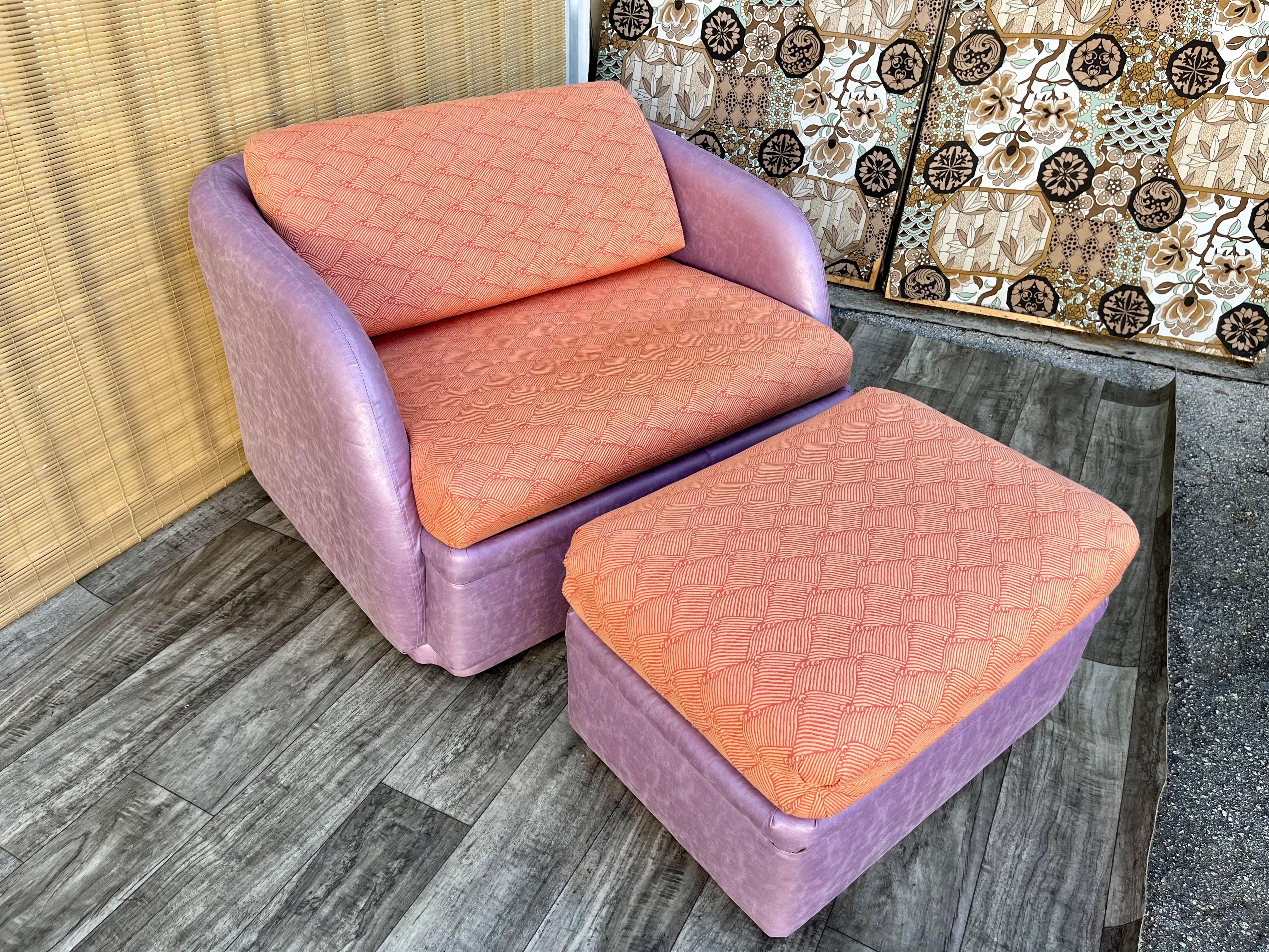 American Postmodern Sleeper Lounge Chair and Ottoman by Thayer Coggin. Circa 1980s 