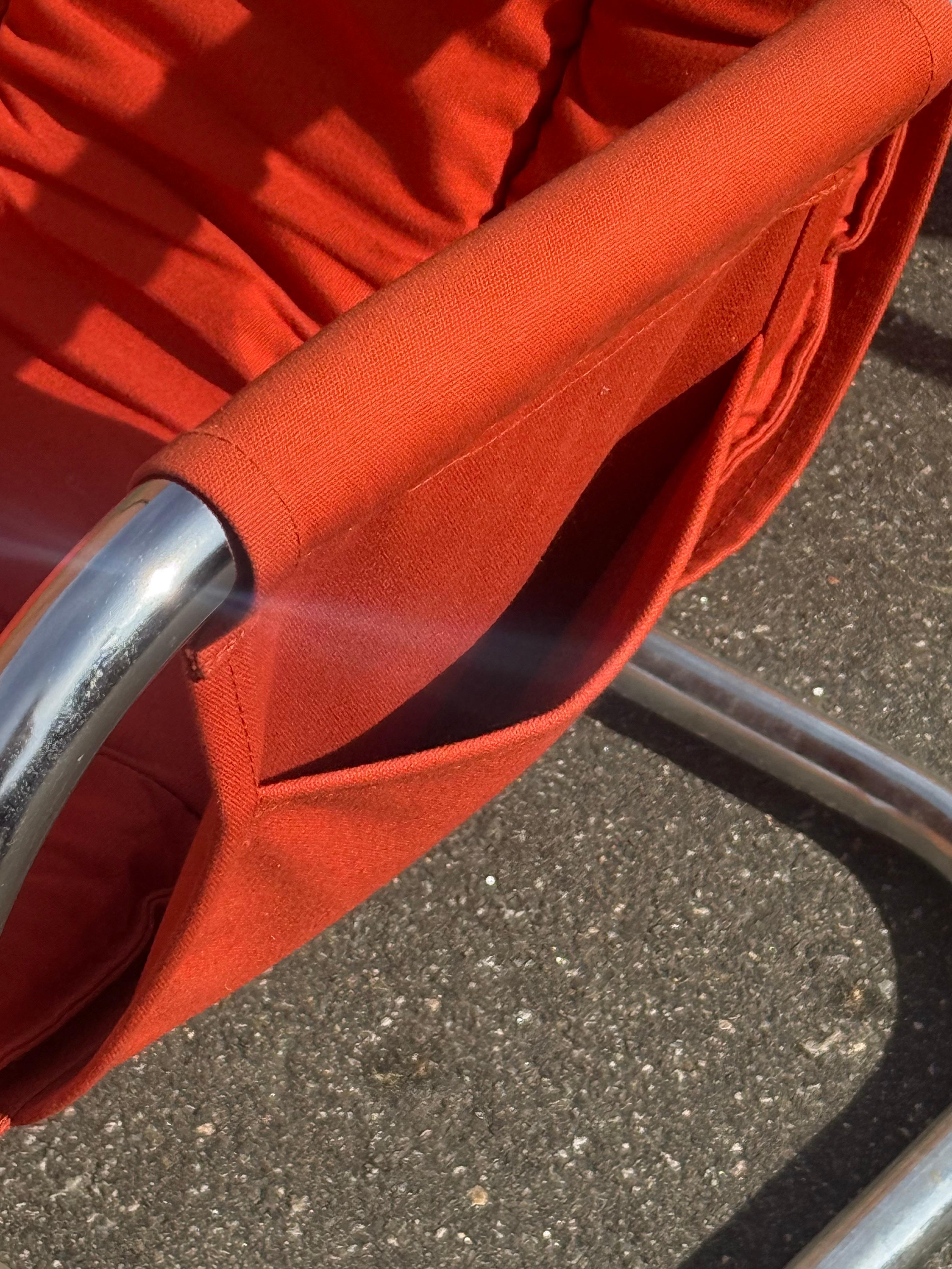 Chaises à piètement postmodernes dans le style de Vecta Zermatt - une paire en vente 4