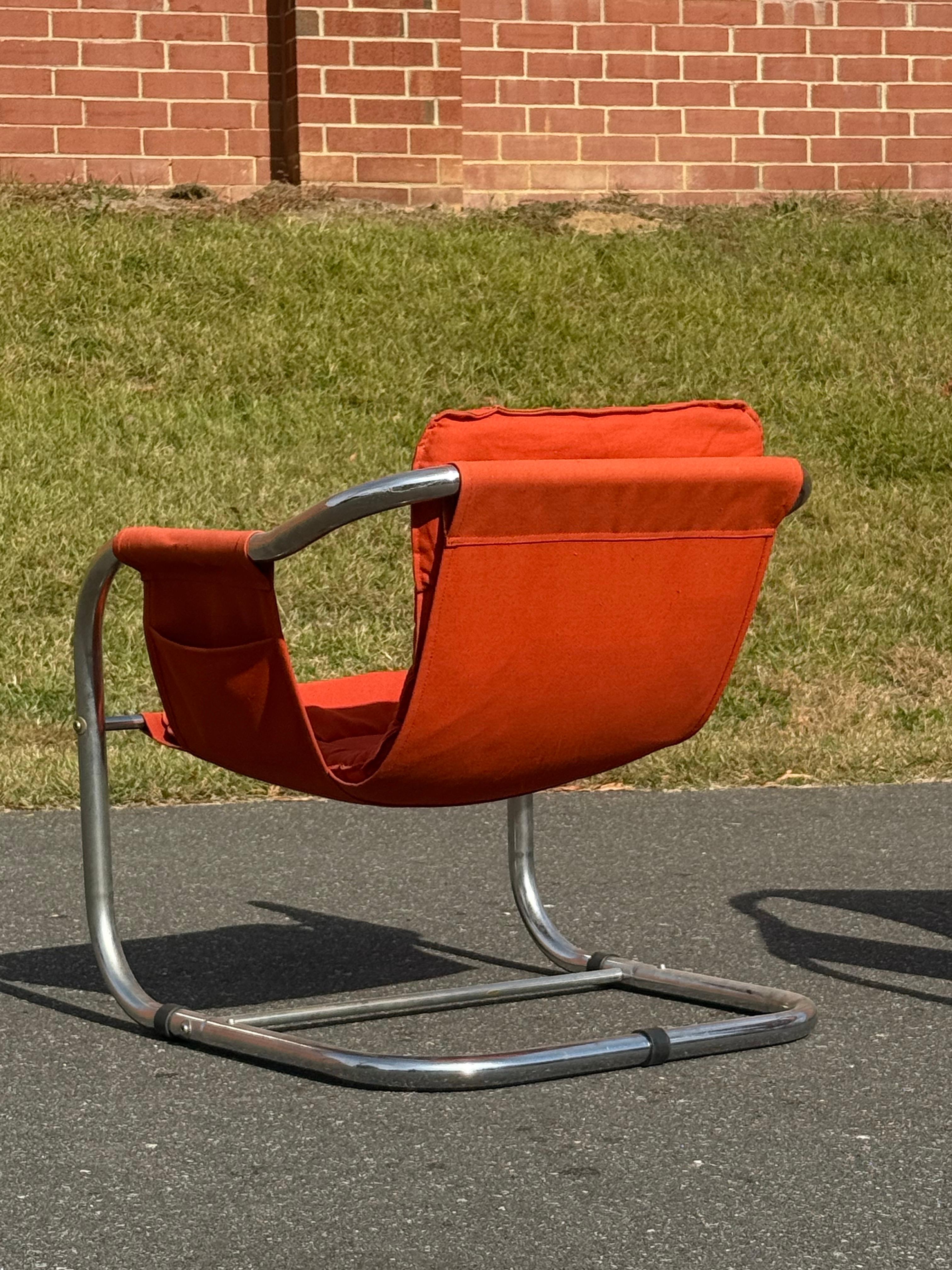 Chaises à piètement postmodernes dans le style de Vecta Zermatt - une paire en vente 7