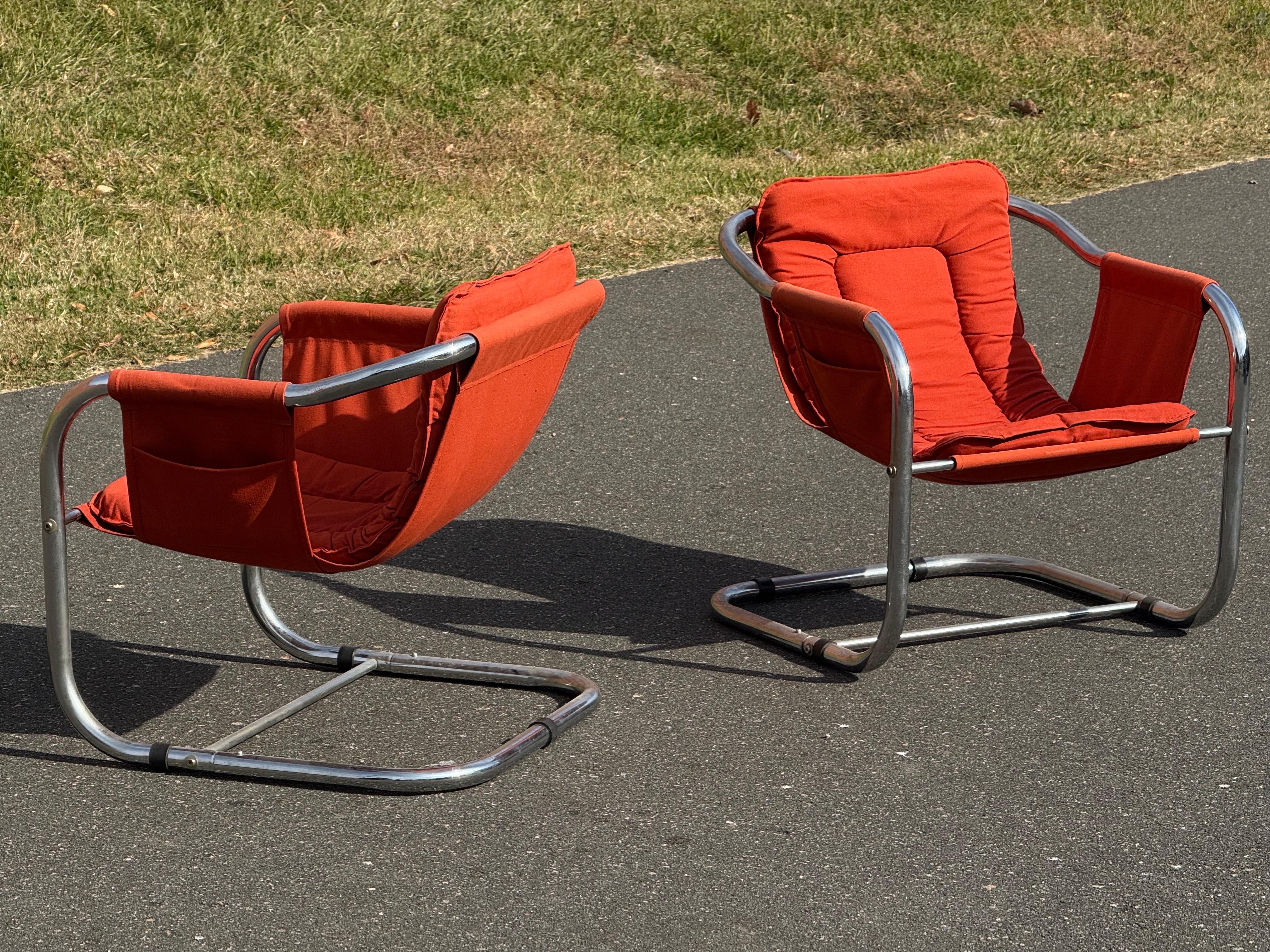 Chaises à piètement postmodernes dans le style de Vecta Zermatt - une paire en vente 9