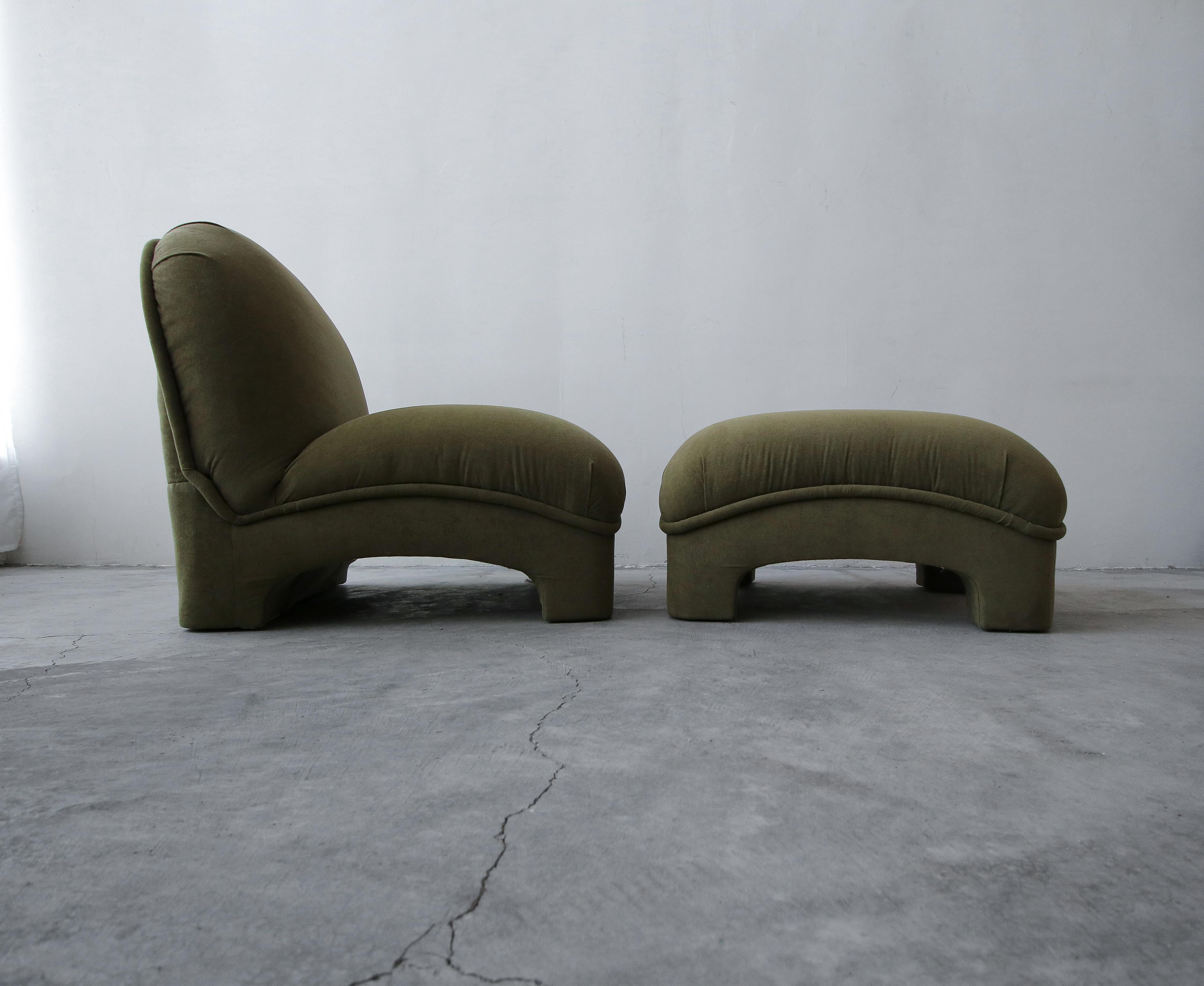 Post-Modern Postmodern Slipper Lounge Chair and Ottoman