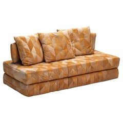 Sofá o sofá cama postmoderno de cuero patchwork