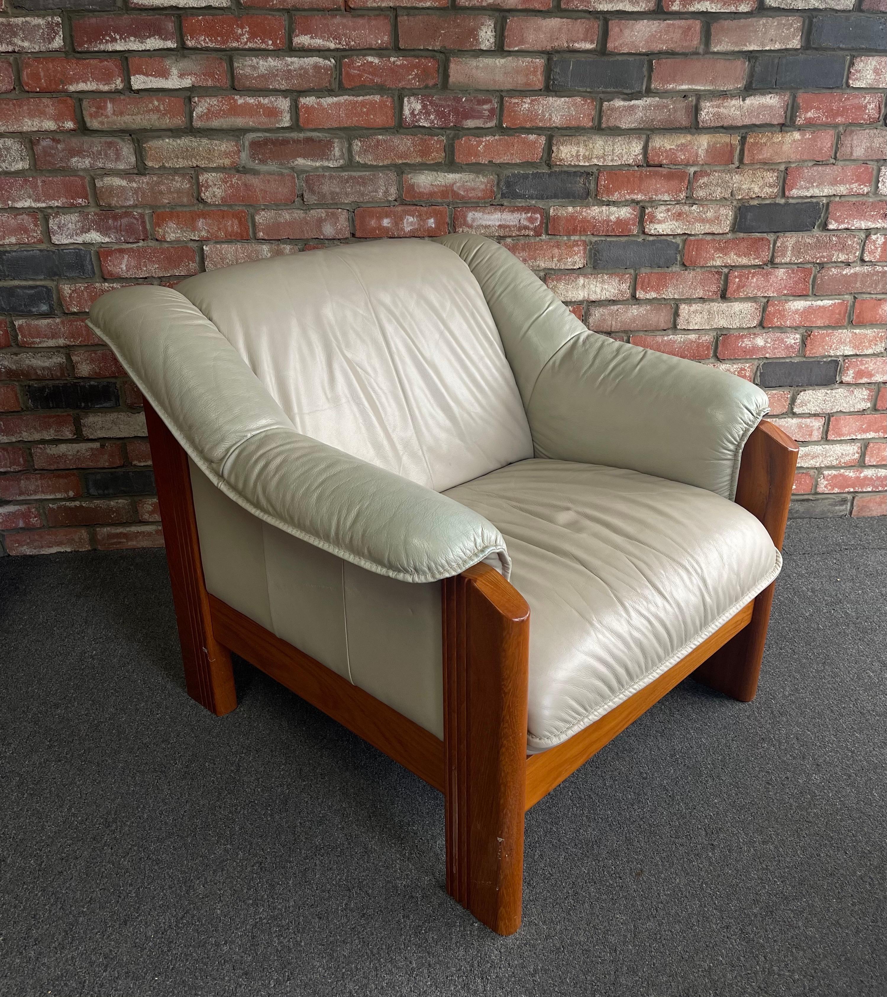 Postmodern Solid Teak and Leather Armchair by Ekorness In Good Condition In San Diego, CA