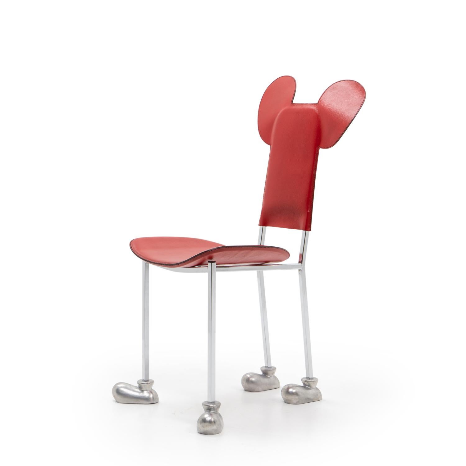 La chaise Garriris, conçue par Javier Mariscal en 1987, est une pièce de mobilier de collection qui reflète la transition du designer de l'illustration de bande dessinée au design industriel. 

La structure de la chaise est composée de pieds