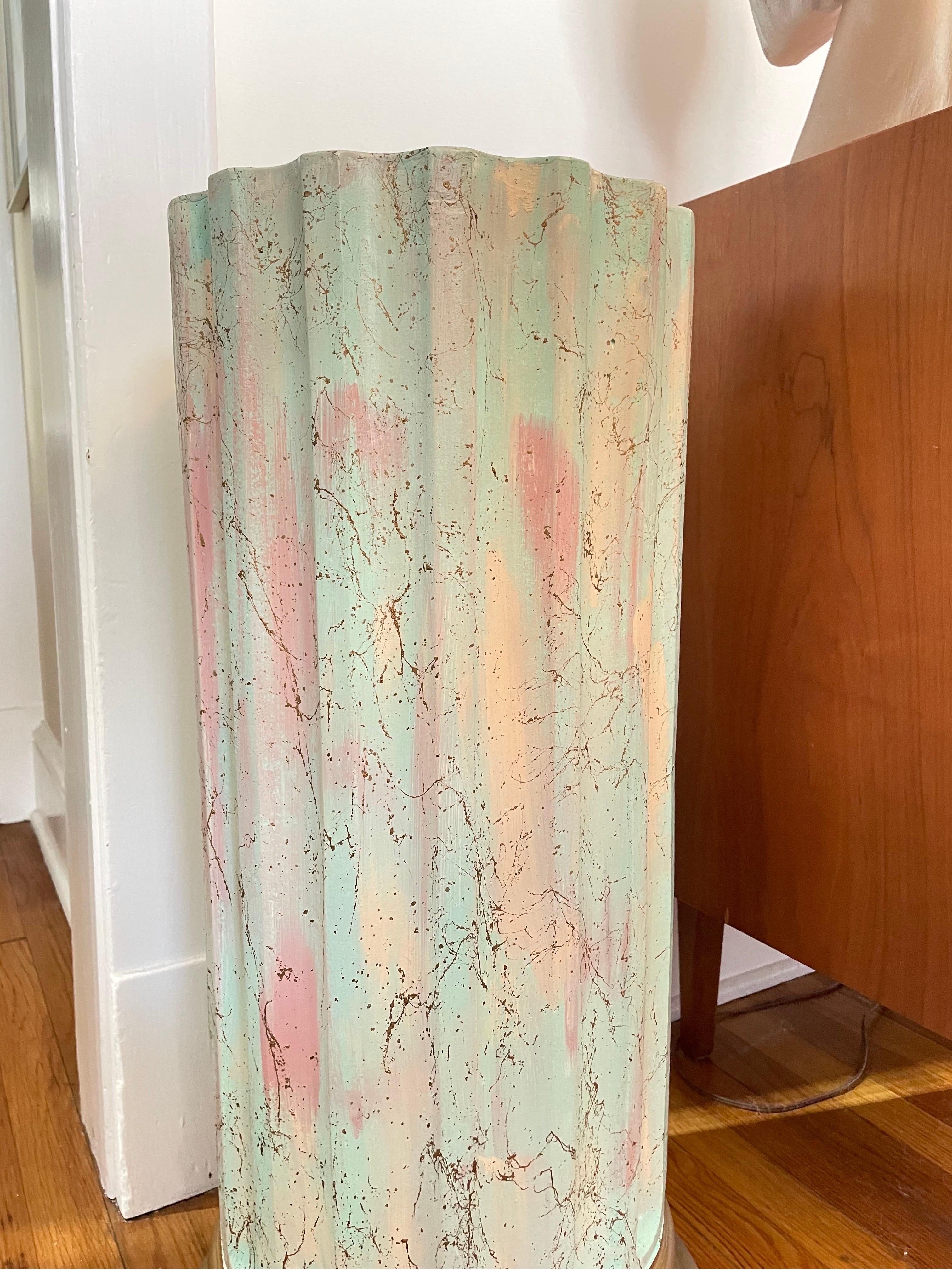 Postmodern Speckled Fluted Column Pedestal In Good Condition For Sale In W Allenhurst, NJ