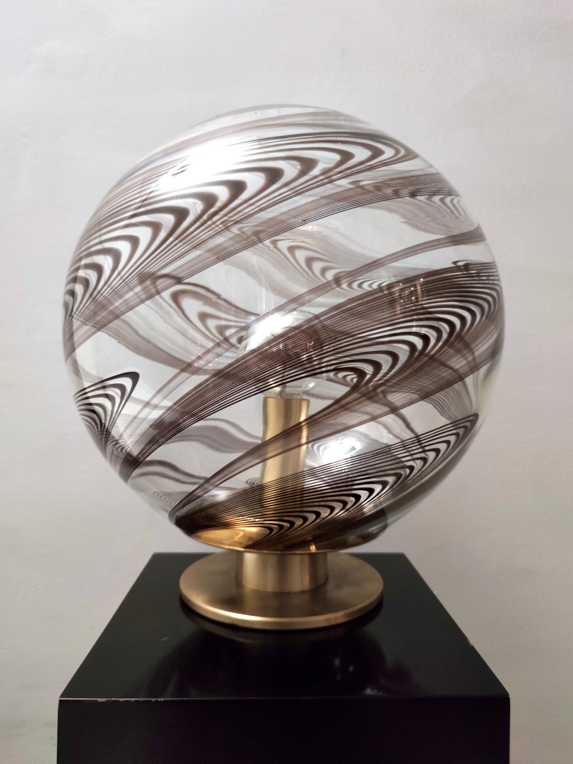 Italian Postmodern Spheric Glass Table Lamp by Lino Tagliapietra for La Murrina, Italy For Sale