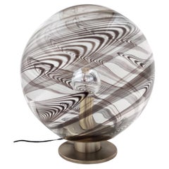 Lampada da tavolo sferica postmoderna in vetro di Lino Tagliapietra per La murrina, Italia