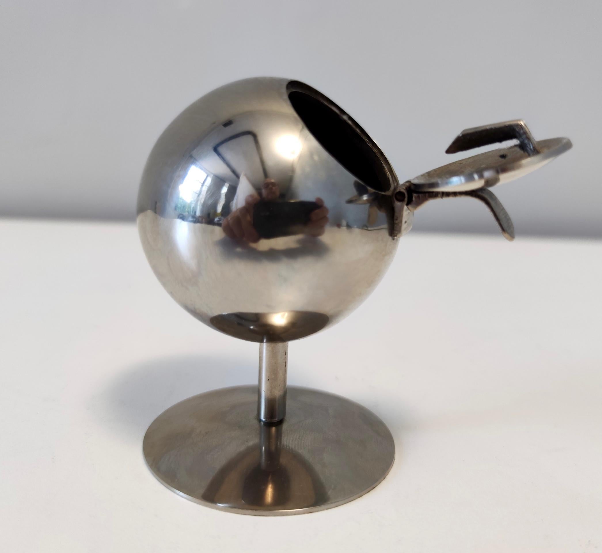 Postmodern Spherical Steel Ashtray with Flip-Top Lid, Italy 4