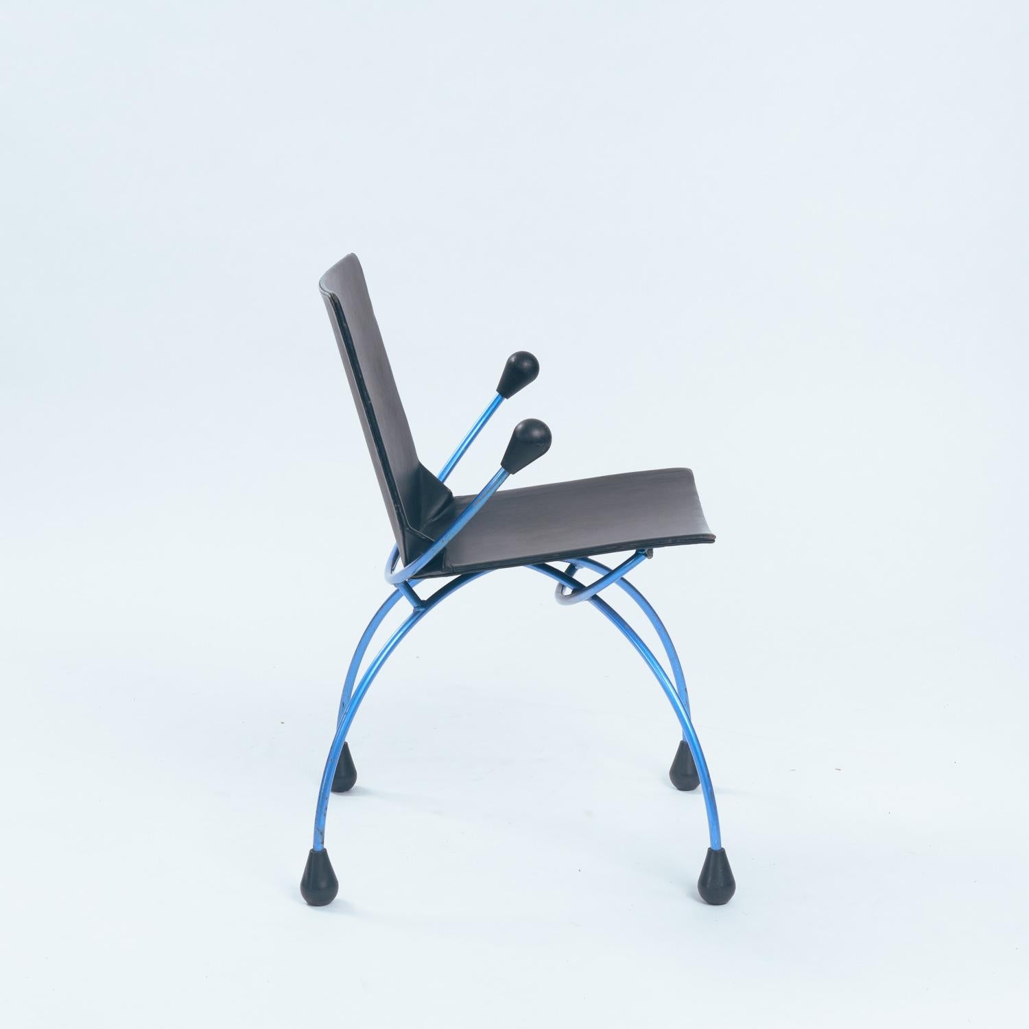Dutch spider sidechair in blue steel and leather and by Boonzaaijer & Mazairac In Good Condition For Sale In Zevenaar, NL