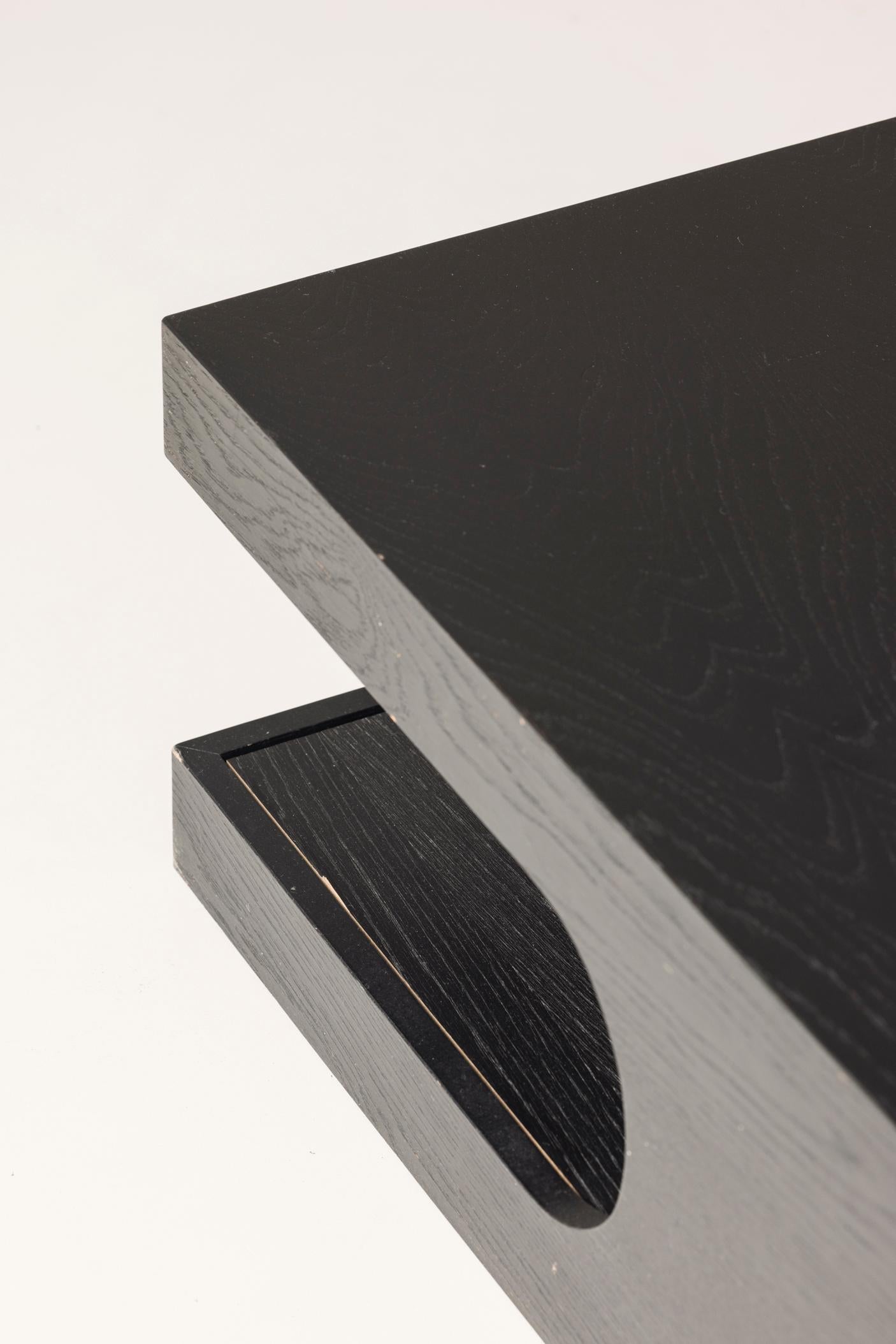 Postmodern square coffee table from the 1980s For Sale 5