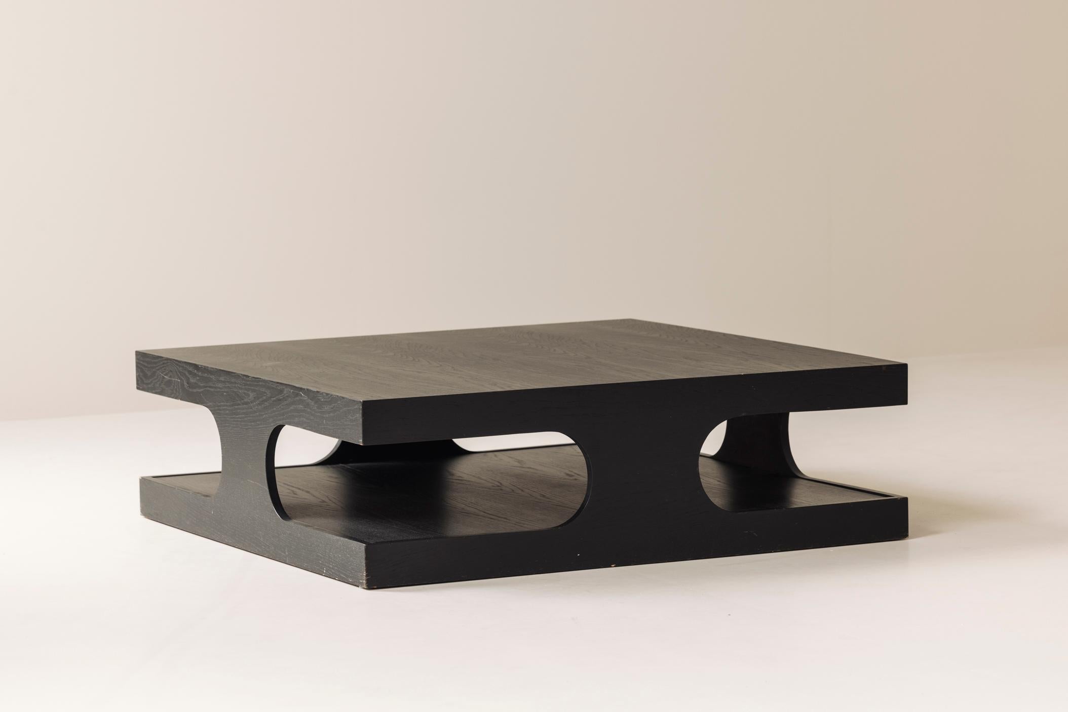 Postmodern square coffee table from the 1980s For Sale 2