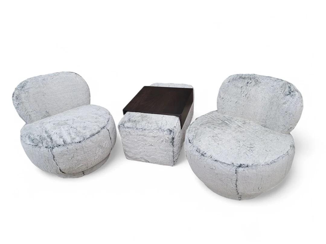 Fauteuils pivotants et pouf postmodernes de style Steve Chase récemment tapissés en vente 4