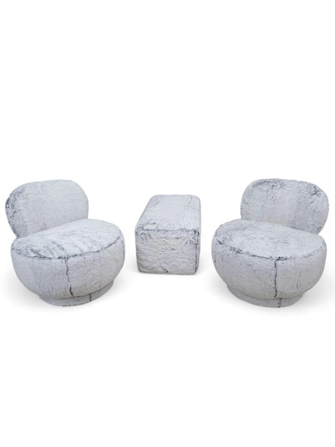 Fauteuils pivotants et pouf postmodernes de style Steve Chase récemment tapissés en vente 6