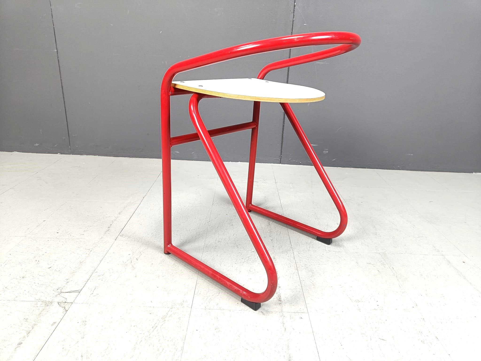 Postmodern red tubular metal stools by Samo.

Attractive design.

1980s - France

Plywood seats.

Salvaged from a school, used as laboratory stools

Dimensions:
Height: 70cm
Width: 45cm
Depth: 50cm
Seat height: 55cm

Ref.: 6452152

*Price is per