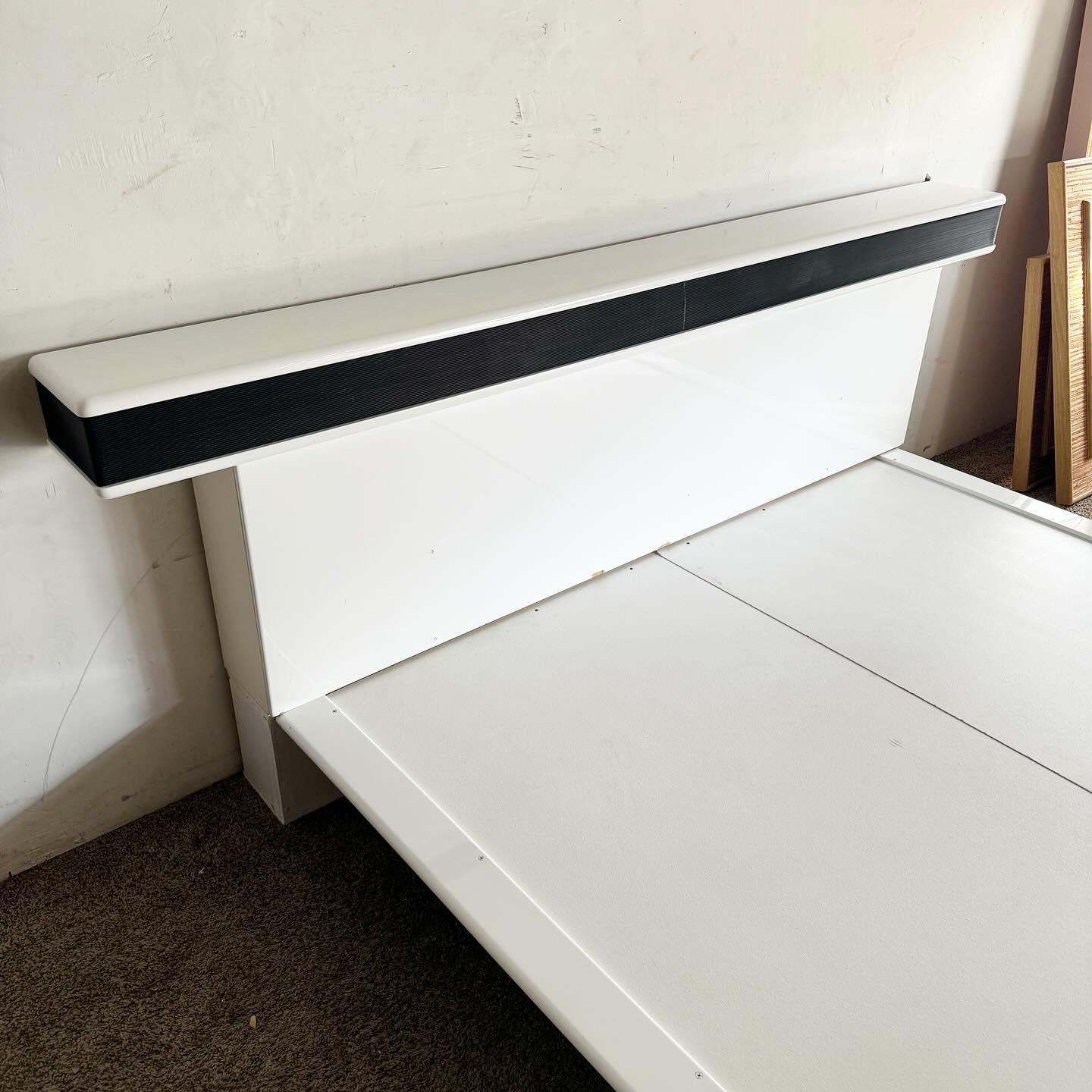 Postmodern Storm Trooper White Lacquered and Black Long Platform Bed In Good Condition For Sale In Delray Beach, FL