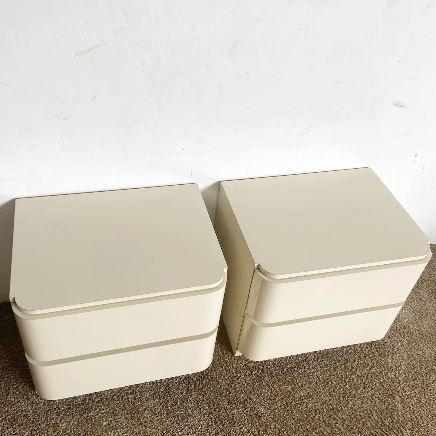 Postmodern Stormtrooper Ivory Lacquer Laminate Nightstands - a Pair In Good Condition In Delray Beach, FL