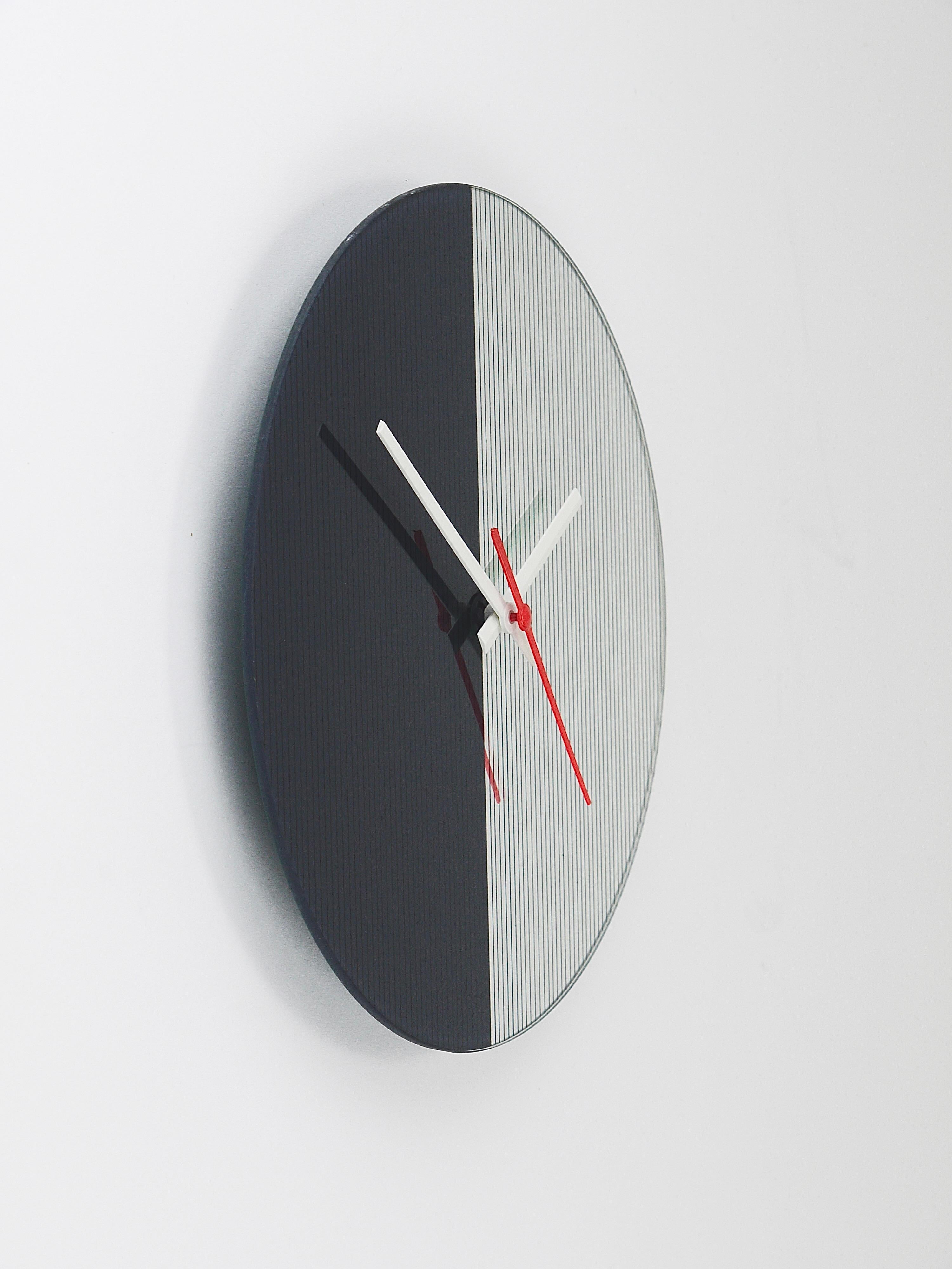 Postmodern Striped Mirror Glass Black & White Wall Clock, 1980s, England For Sale 1