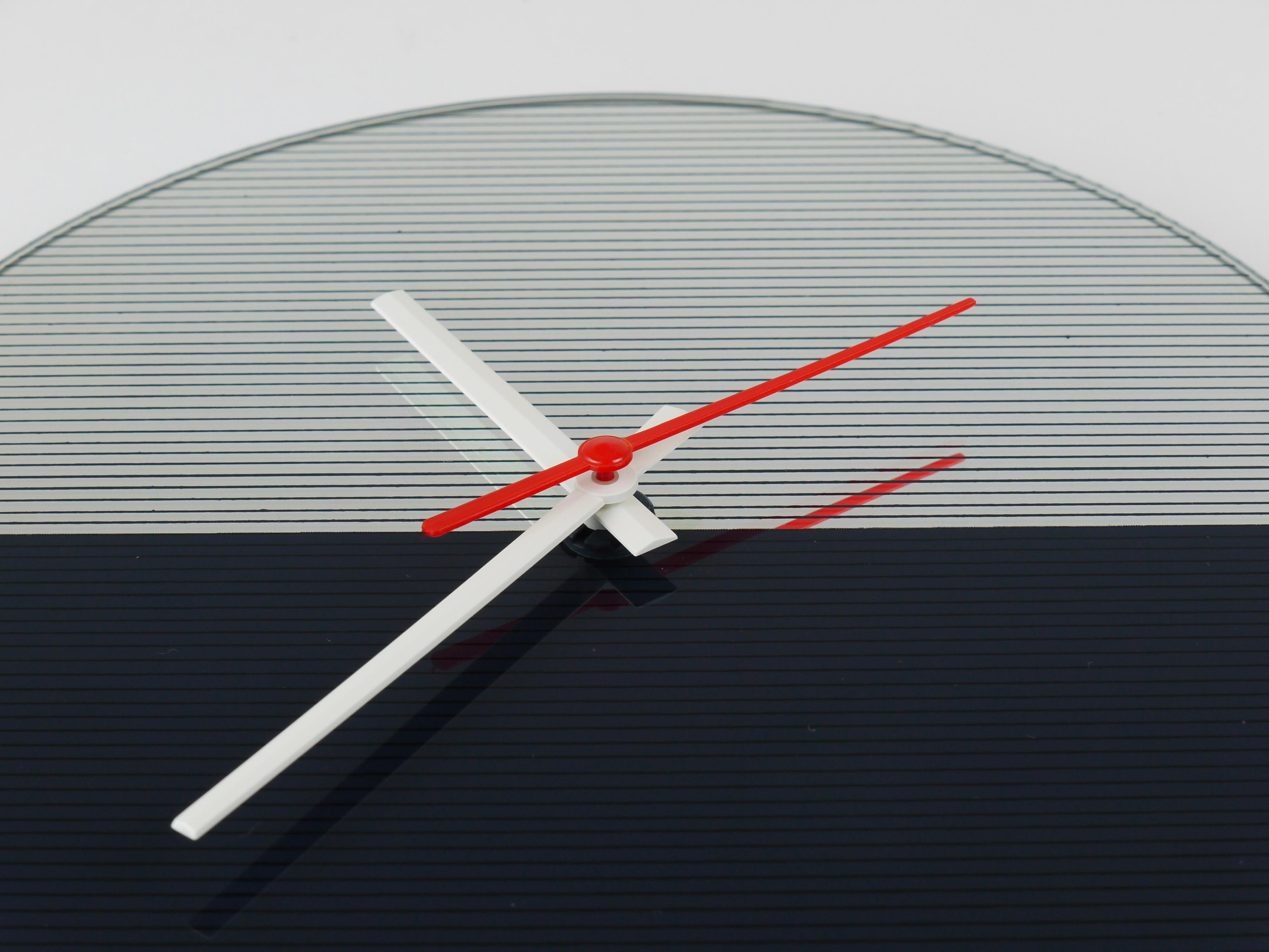 Postmodern Striped Mirror Glass Black & White Wall Clock, 1980s, England For Sale 4