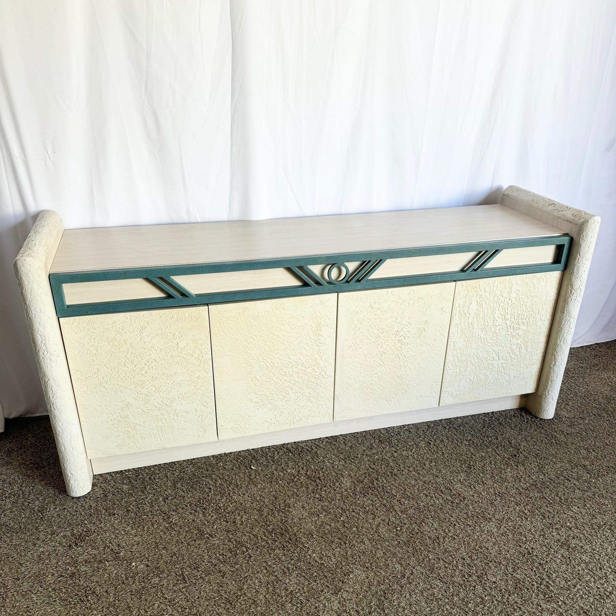 Crédence postmoderne en stratifié Stucco Wood Grain en vente 4