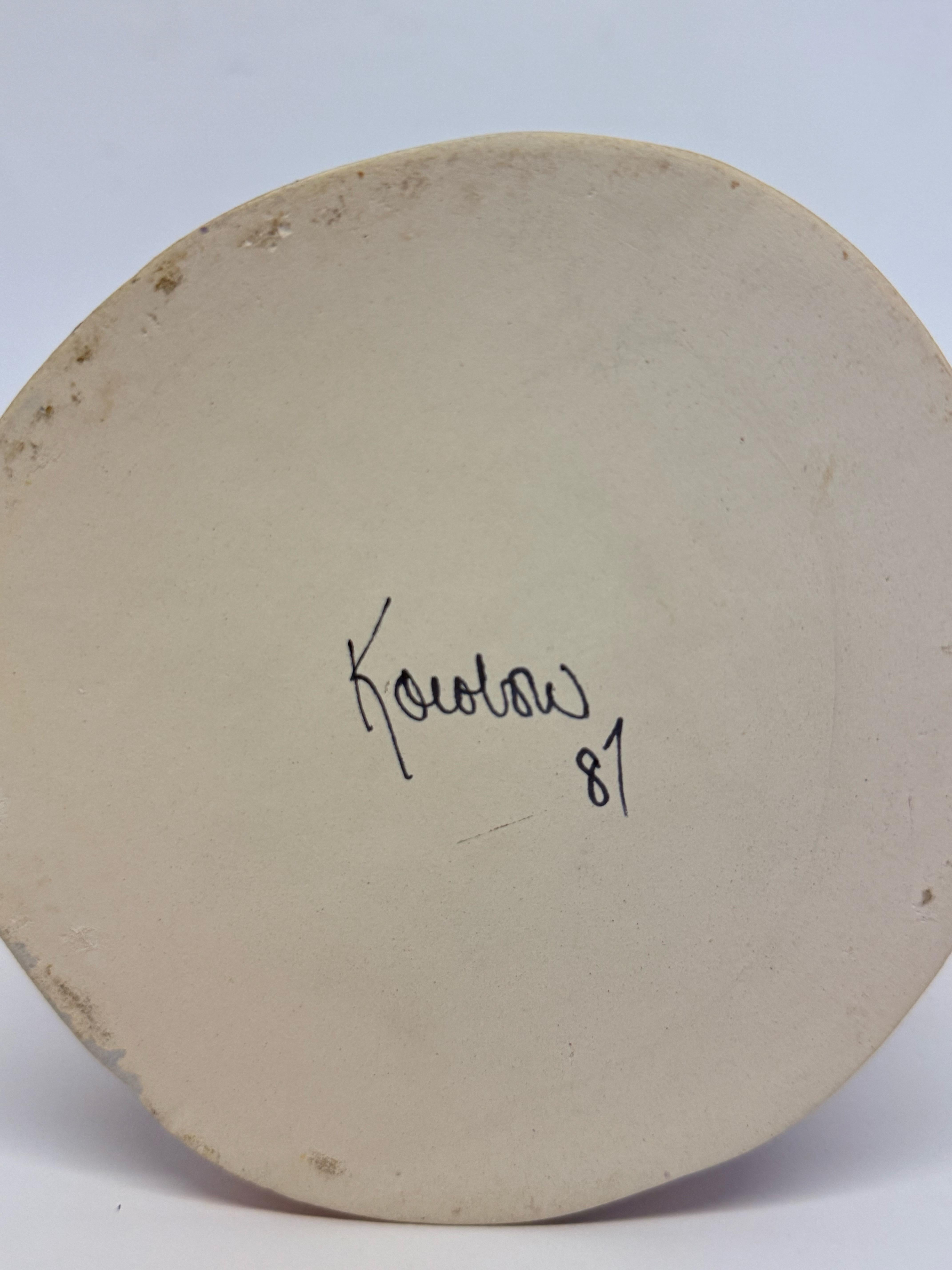 Vase postmoderne en céramique fait à la main par un Studio Craft, signé par l'artiste en 1987 en vente 8