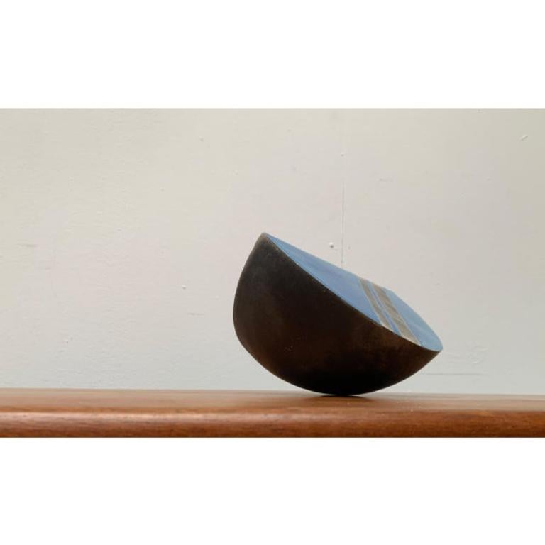 Postmodern Studio Pottery Art Sculpture, 1980s, in Very Good conditions. Designed 1980 to 1989.

Additional information:
Materials: Ceramic
Color: Black
Styles: Postmodern
Item Type: Vintage, Antique or Pre-owned
Dimensions: 11.42ʺW × 11.42ʺD ×