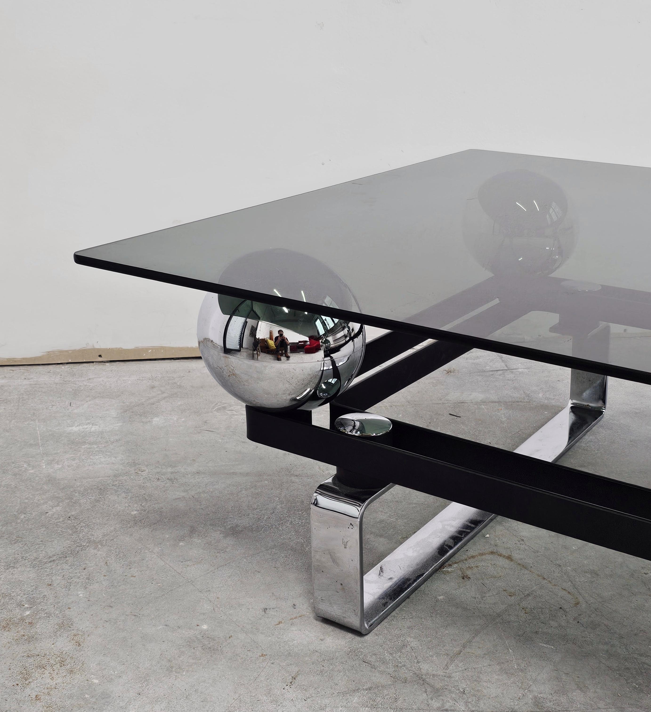 Postmodern table done in chrome plated steel and tinted glass, France 1970s For Sale 2