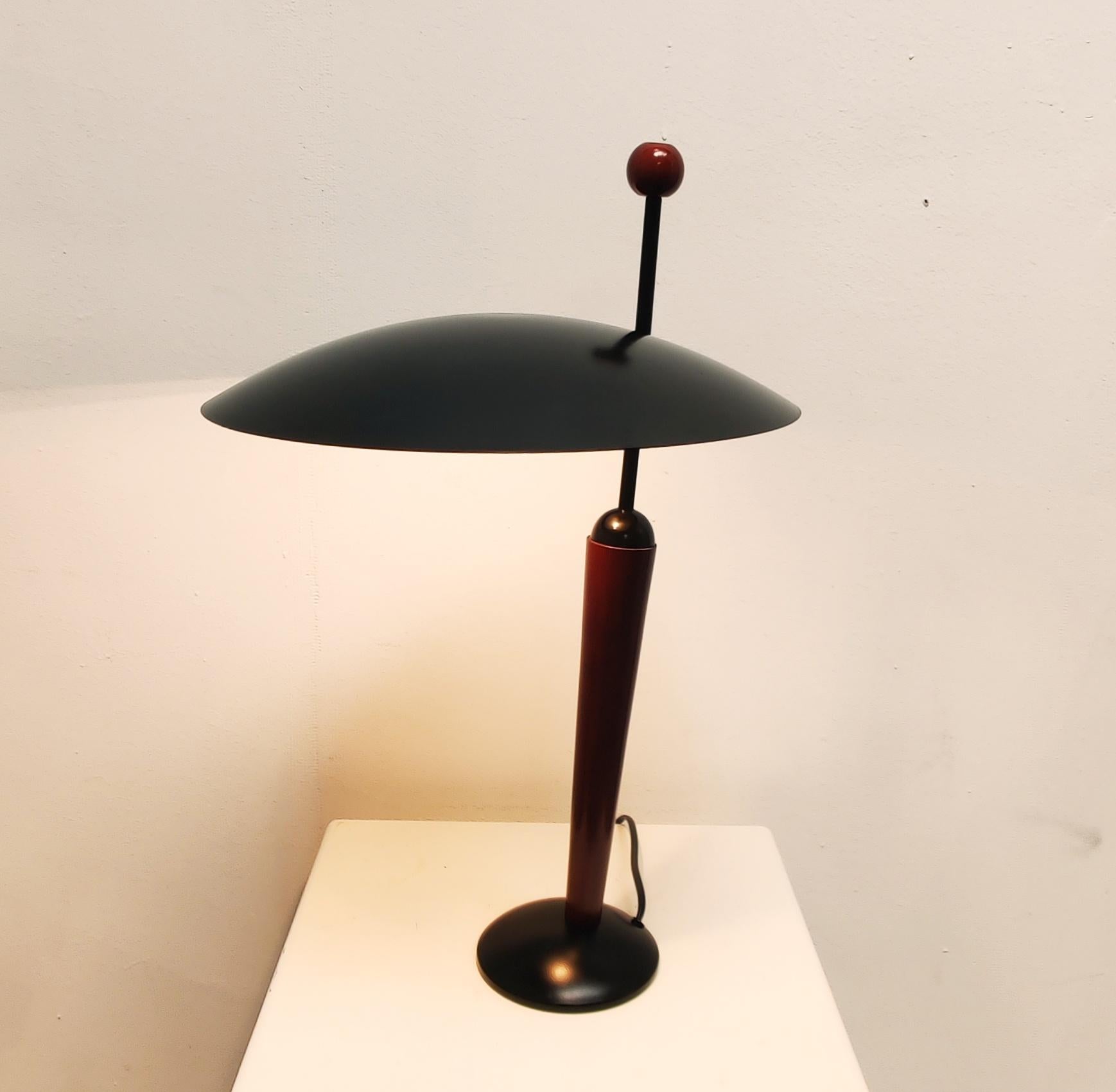 Dutch Postmodern table lamp by Herda, 1980s For Sale