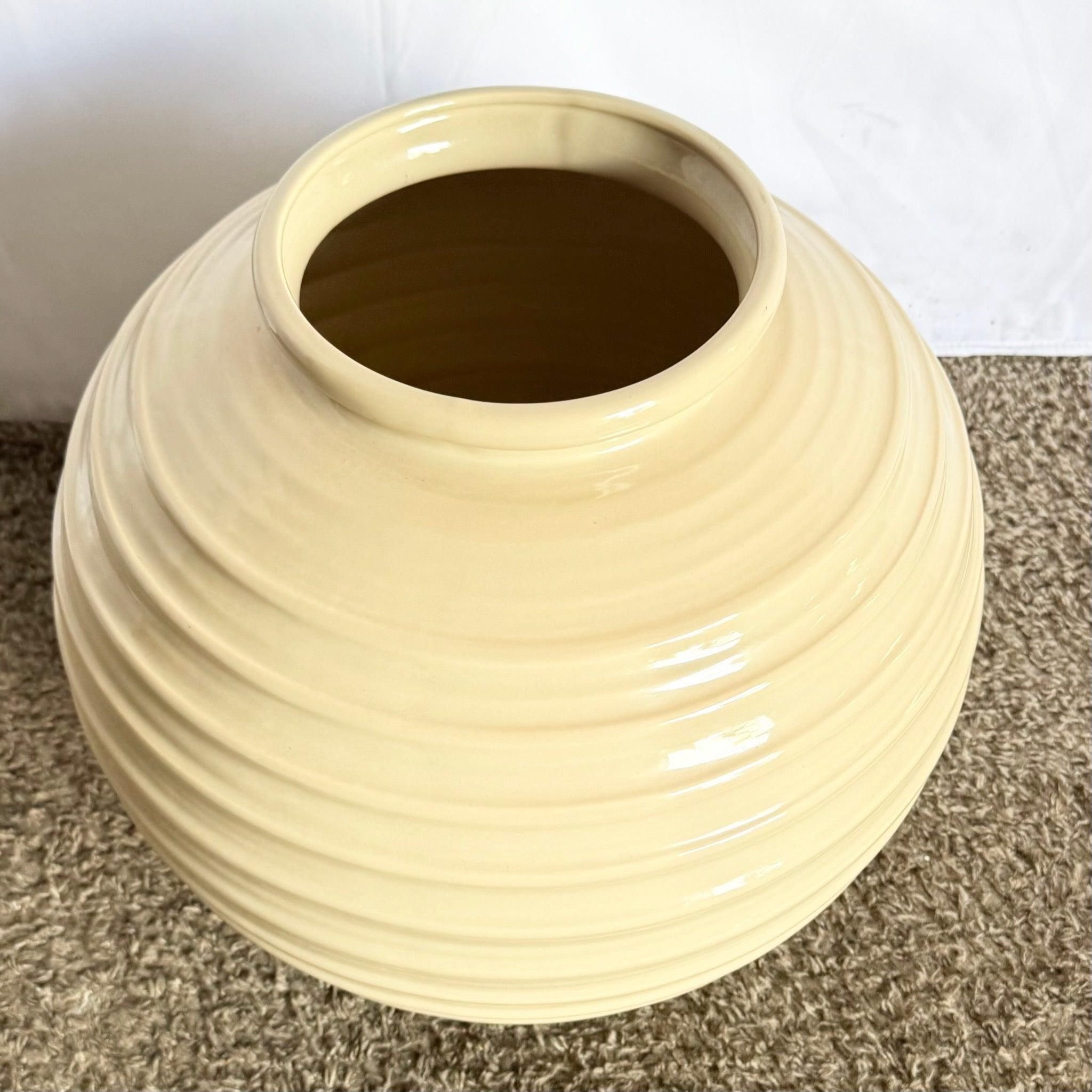 Postmodern Tan Gloss Ceramic Ribbed Spherical Vase In Good Condition For Sale In Delray Beach, FL