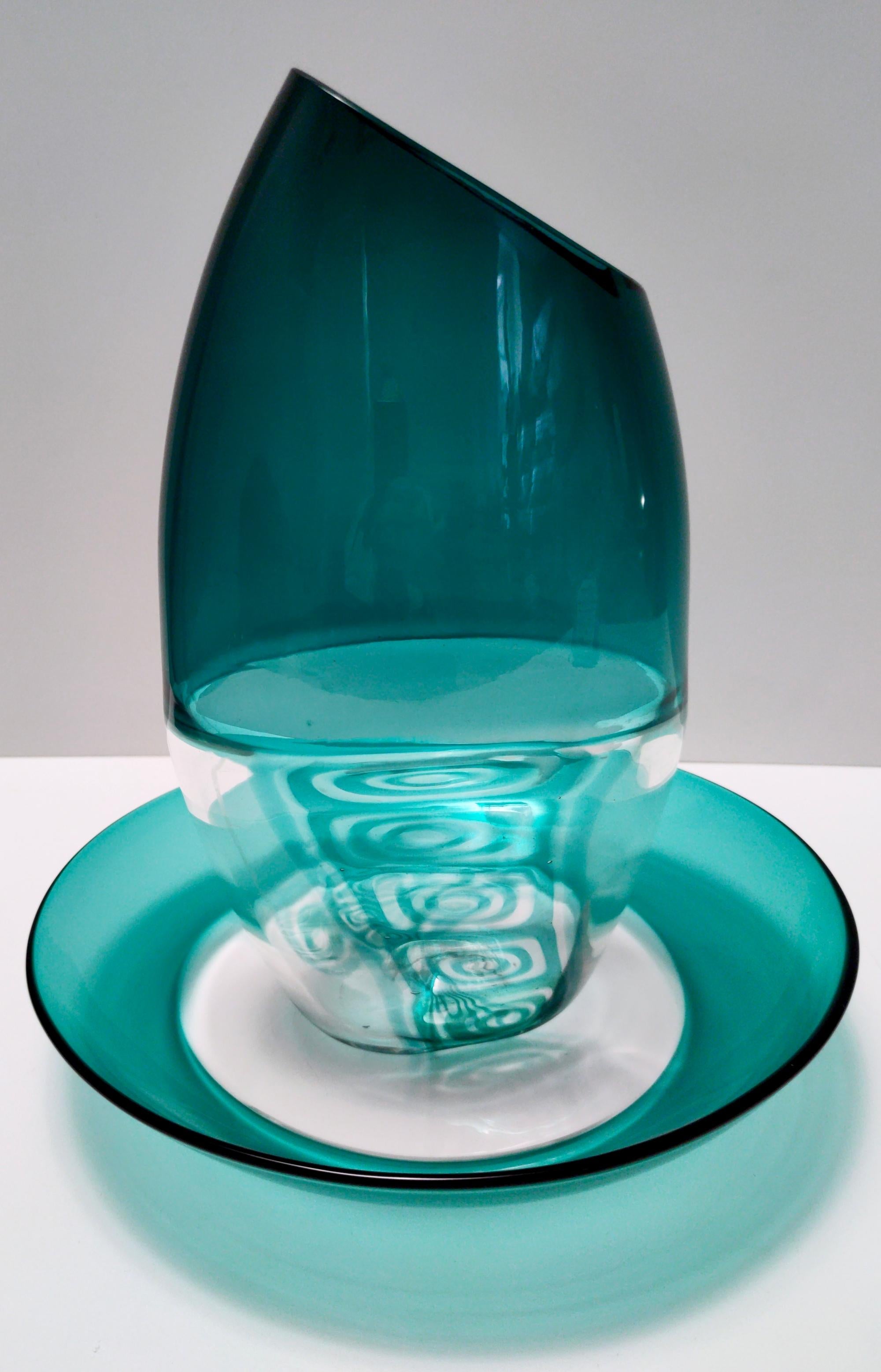 Postmoderne Assiette et vase en verre de Murano sarcelle postmoderne de La Murrina, Italie en vente