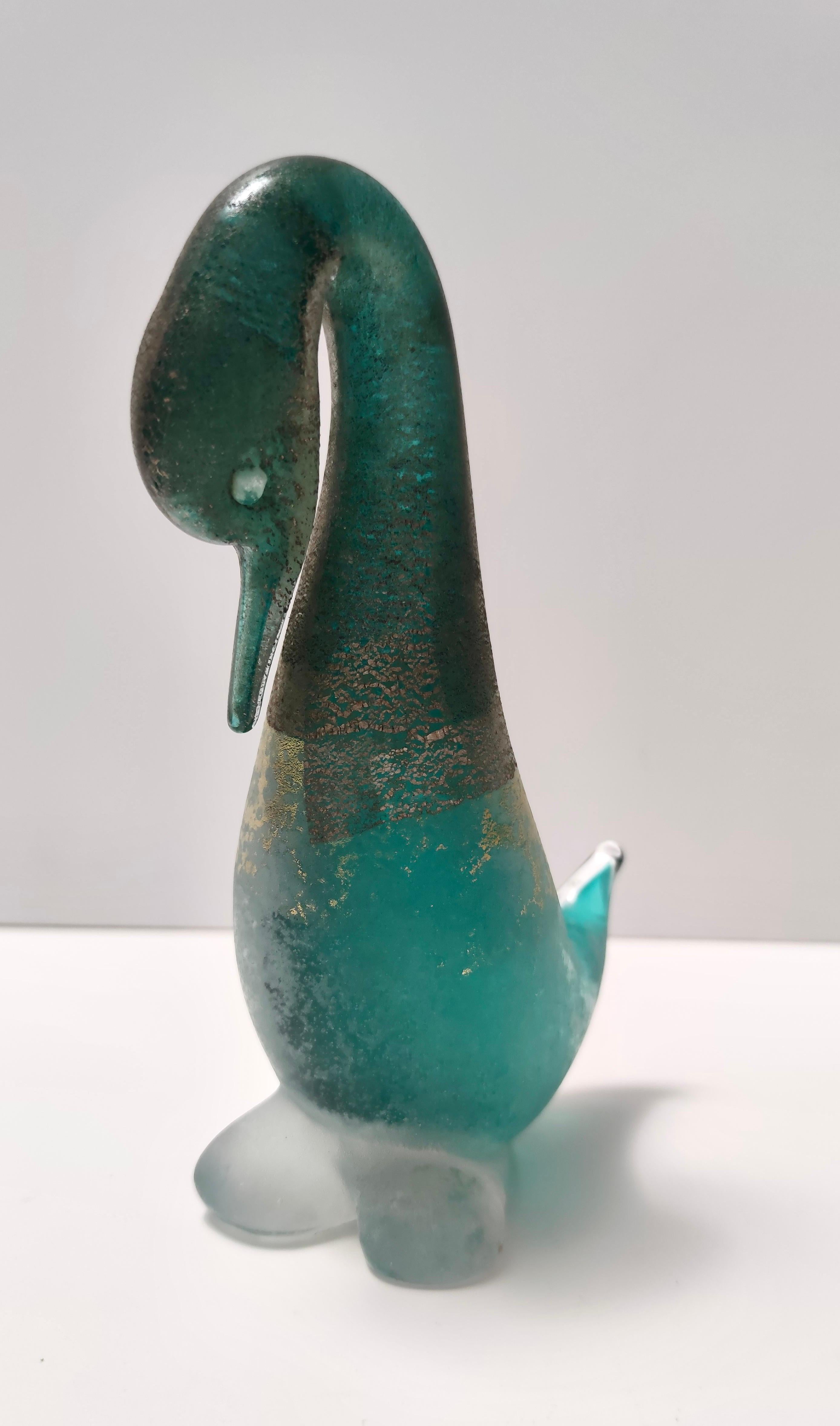 Postmodern Teal Scavo Glass Decorative Duck by Cenedese with Gold Flakes, Italy In Good Condition In Bresso, Lombardy