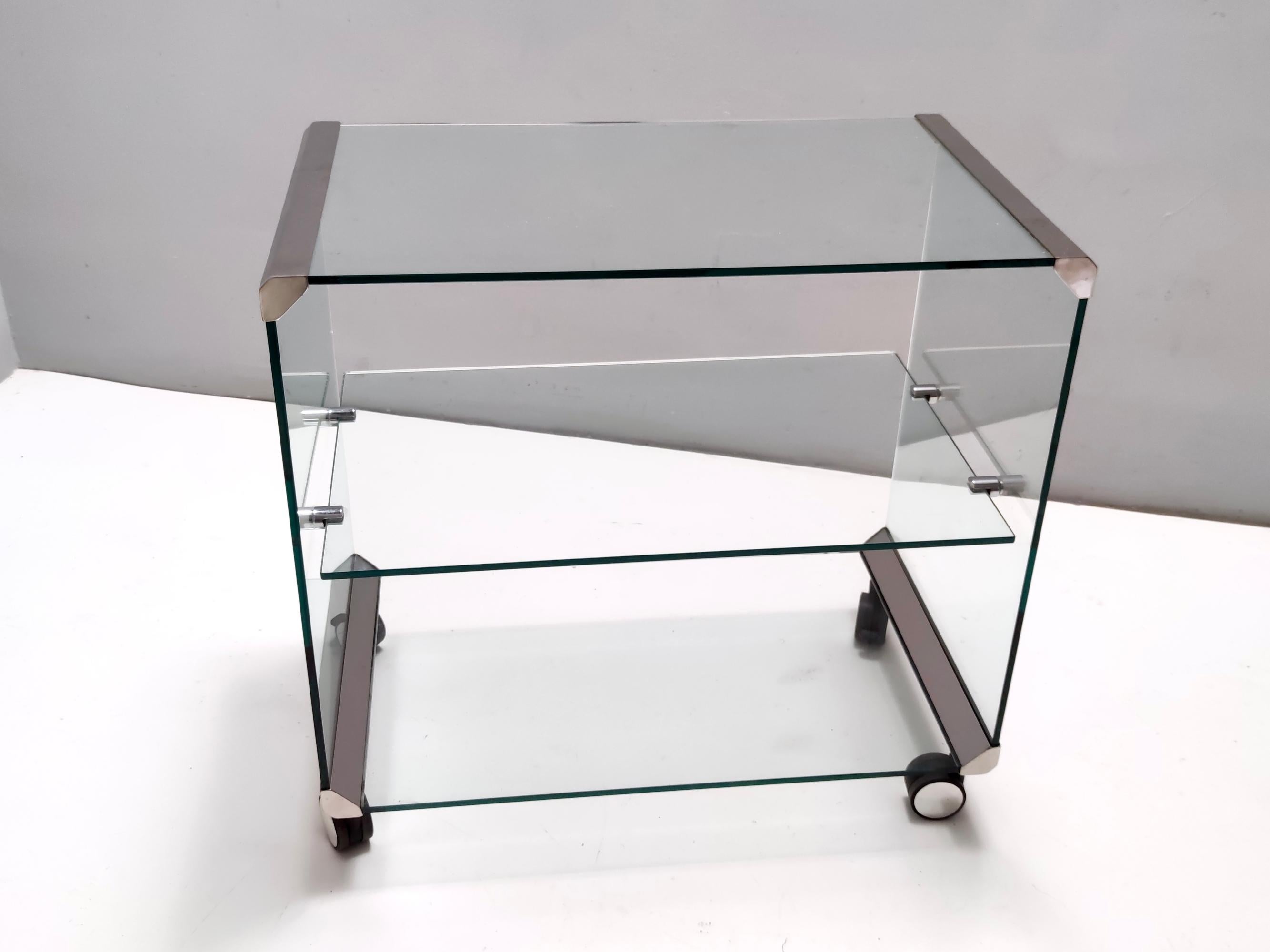 Italian Postmodern Tempered Glass and Steel Etagere by Gallotti & Radice with Casters For Sale