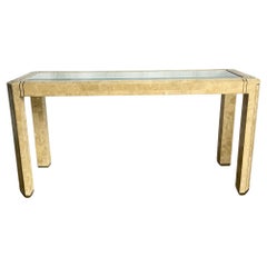 Table console postmoderne en pierre tessellée avec incrustation en laiton et verre