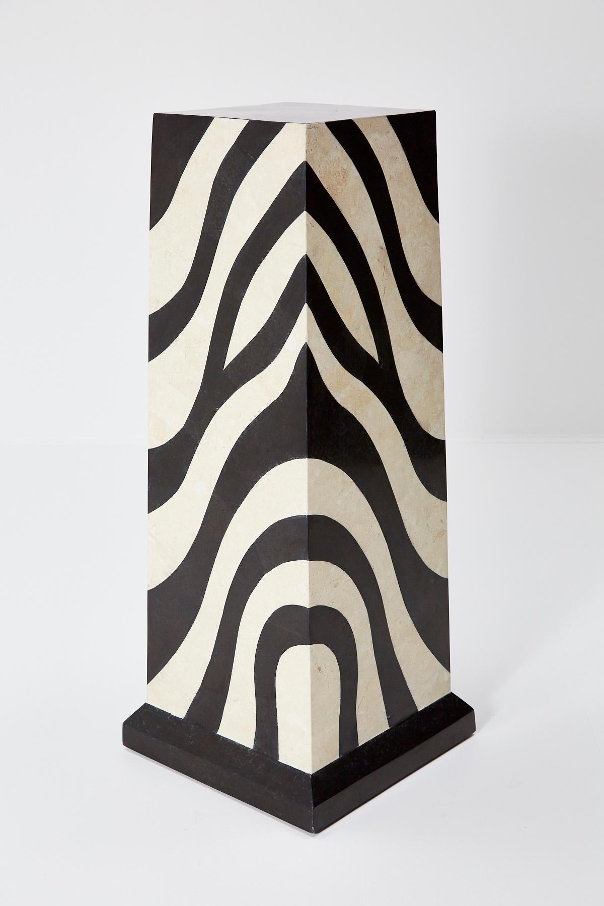 Postmodern Tessellated Stone Zebra Pattern Pedestal, 1990s In Excellent Condition For Sale In Los Angeles, CA