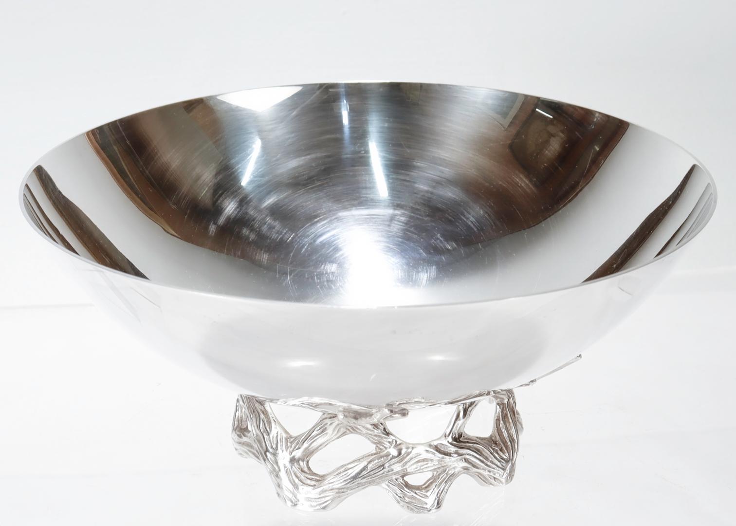 Postmodern Tiffany & Co. Sterling Silver Centerpiece Bowl Model No 23886 For Sale 3