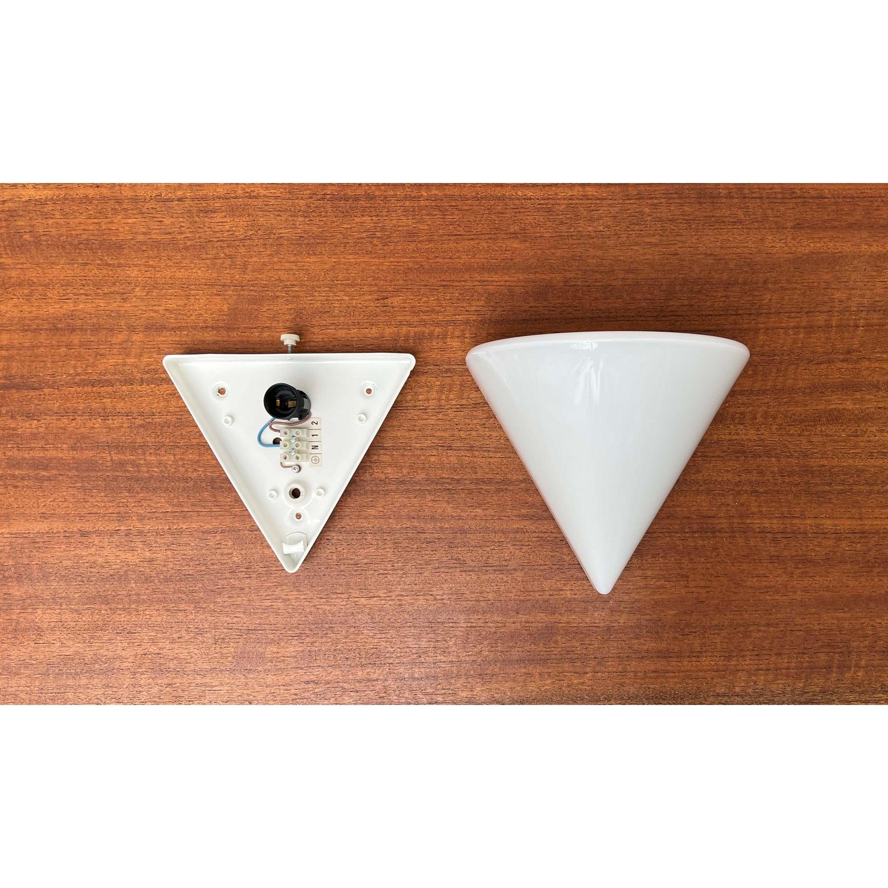 Postmodern T+L Royal Series Typ L 133 Glas Wall Lamp from Keuco, 1980s For Sale 10
