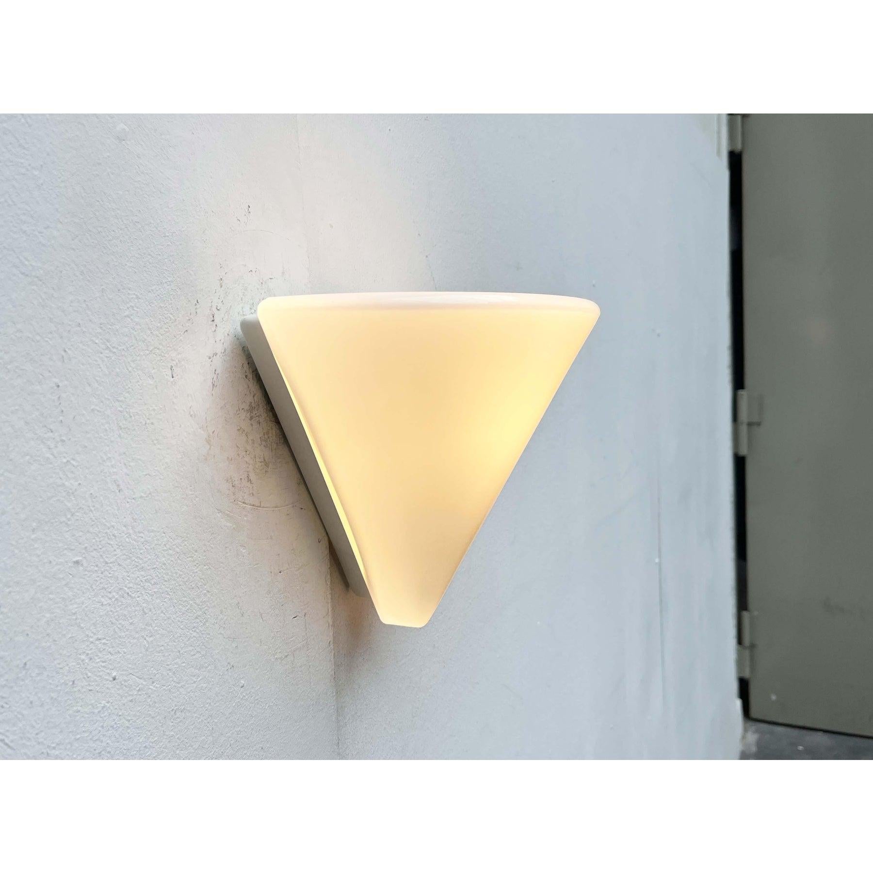 Postmodern T+L Royal Series Typ L 133 Glas Wall Lamp from Keuco, 1980s For Sale 3