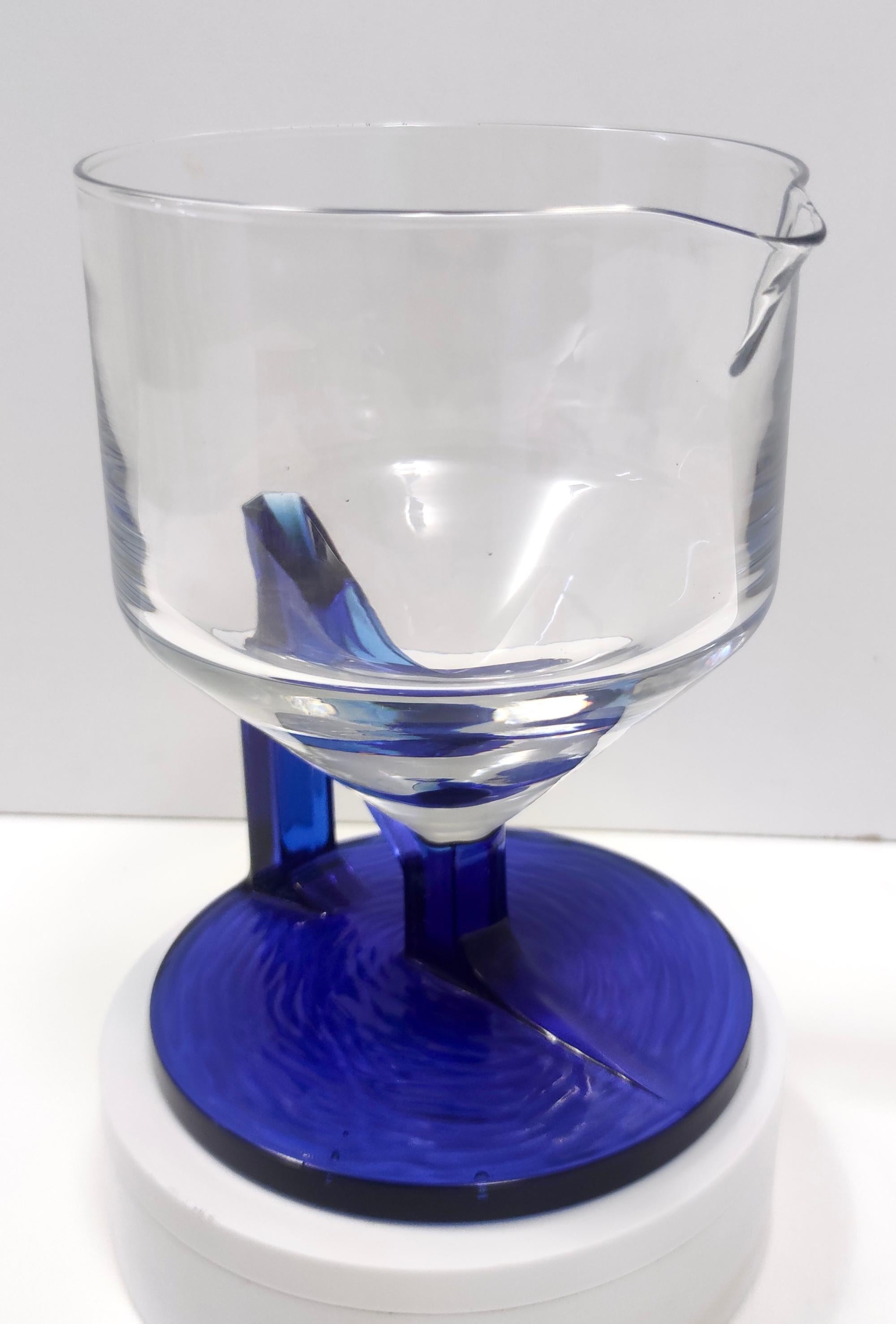Postmodern Transparent and Blue Glass Pitcher, Italy In Excellent Condition For Sale In Bresso, Lombardy