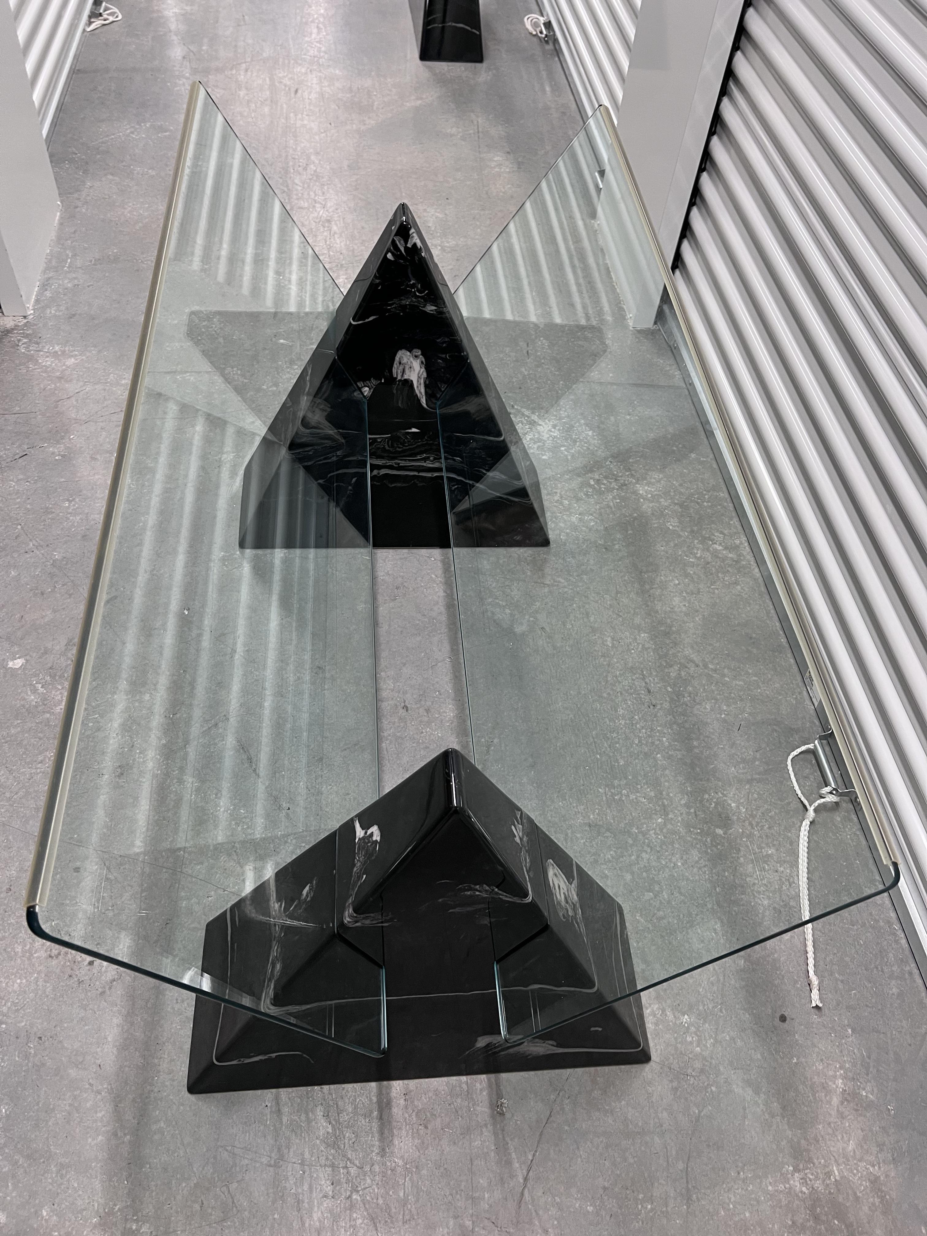 Post-Modern Postmodern Triangle Base Marble Dining Table in the Style of Massimo Vignelli For Sale