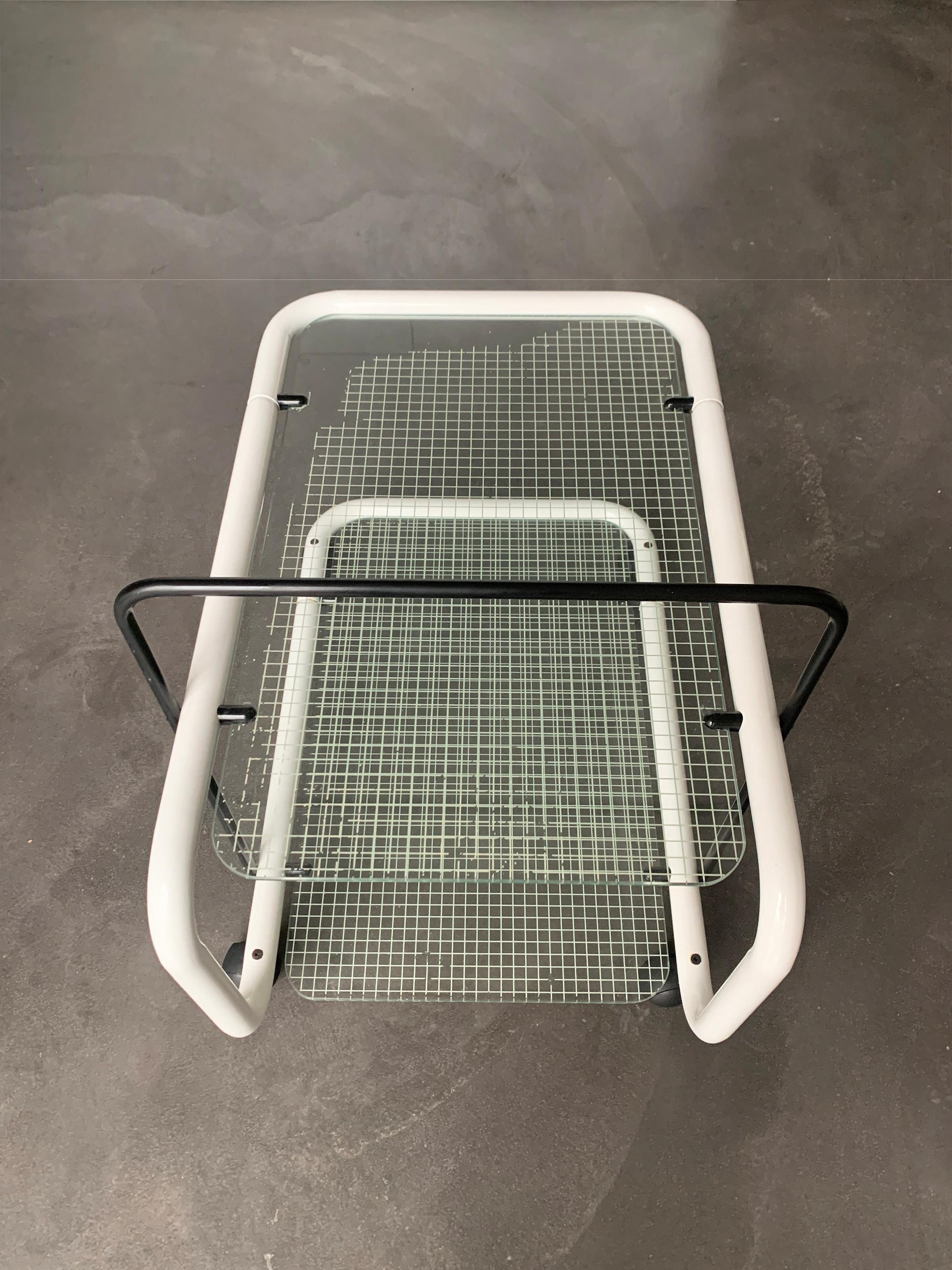 Postmodern Trolley, Memphis Style, Quaderna Pattern, Italy 1980s For Sale 3
