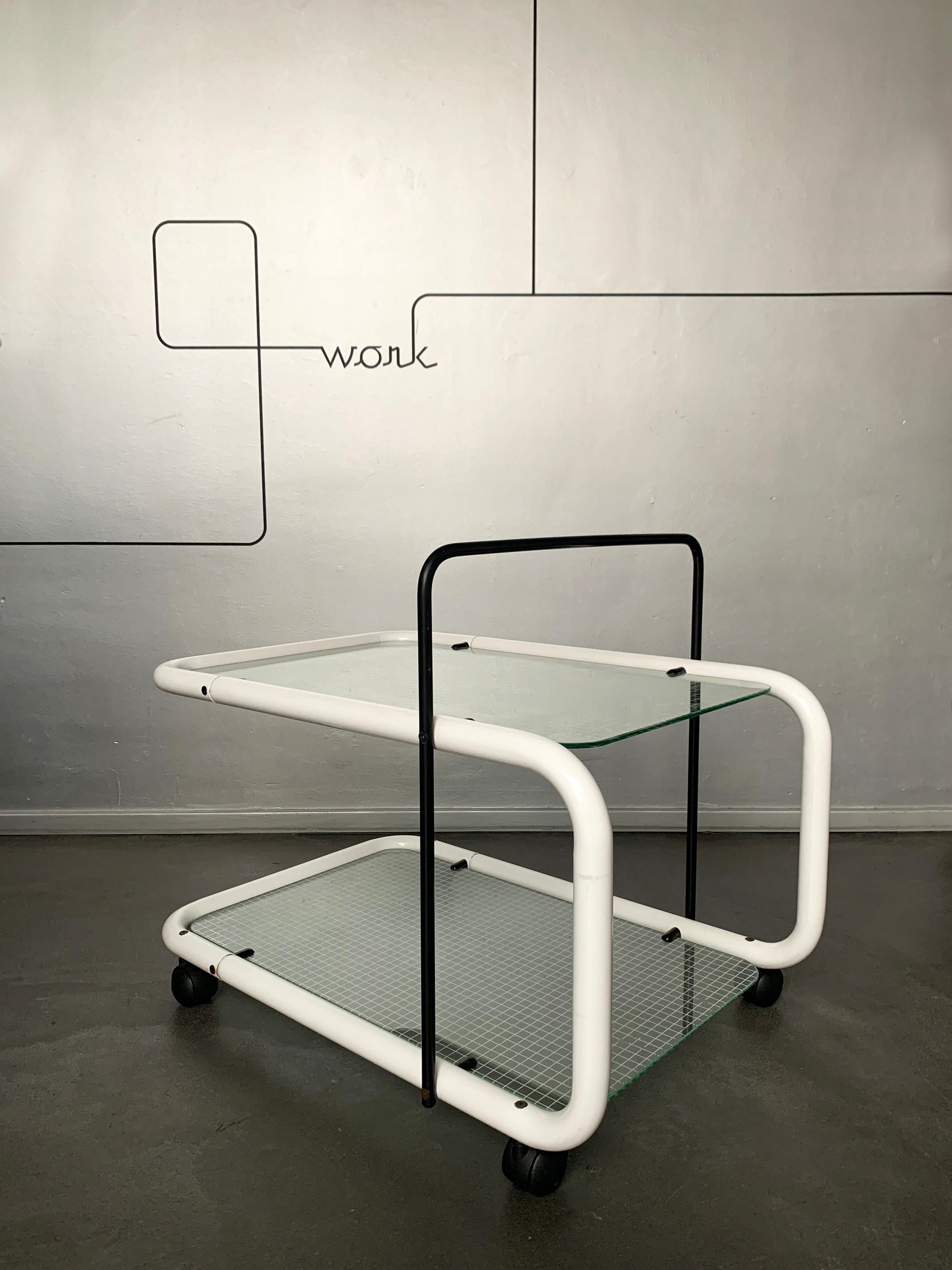 Postmodern Trolley, Memphis Style, Quaderna Pattern, Italy 1980s For Sale 4