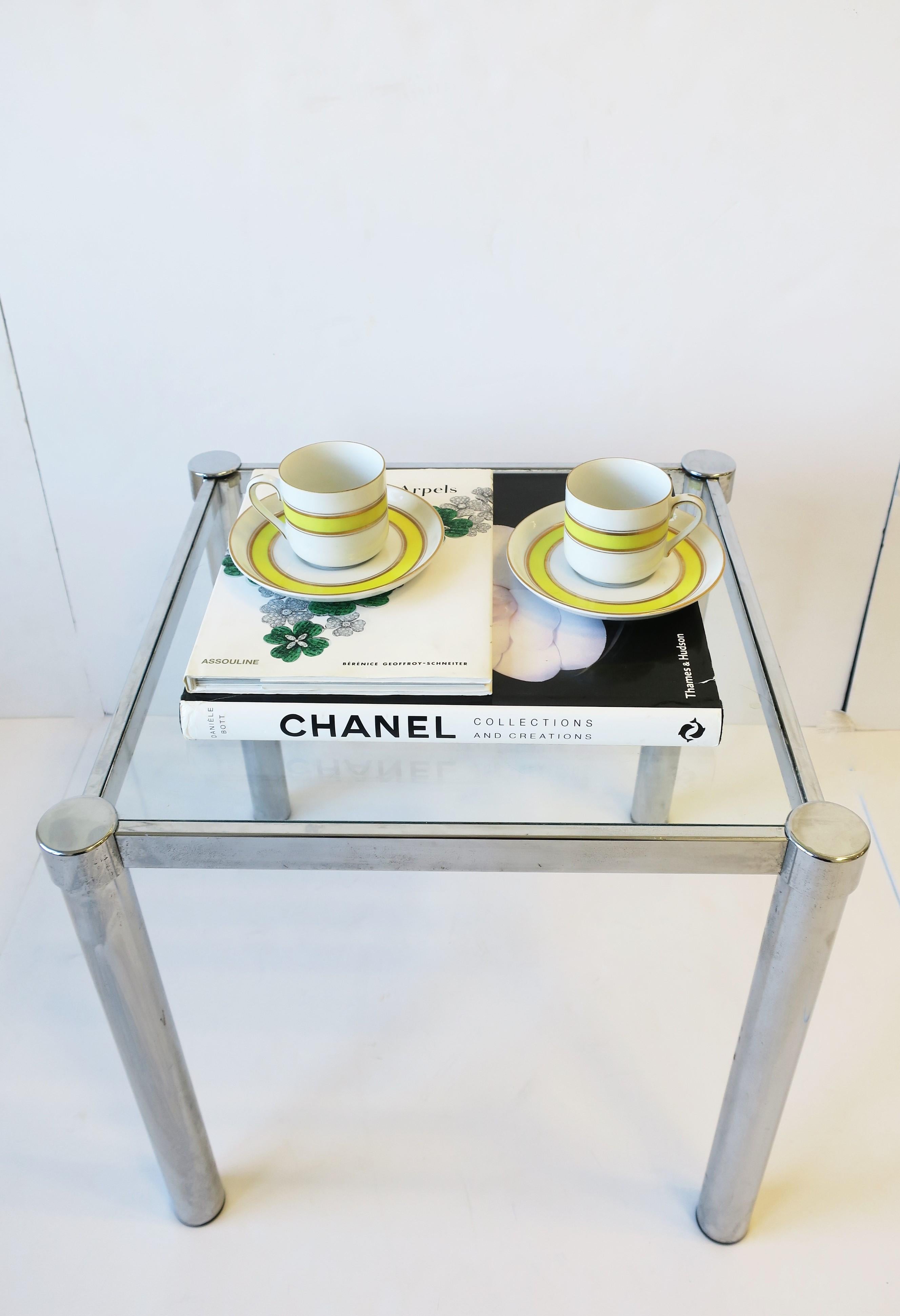 Postmodern Tubular Chrome and Glass End or Side Table, circa 1970s 4