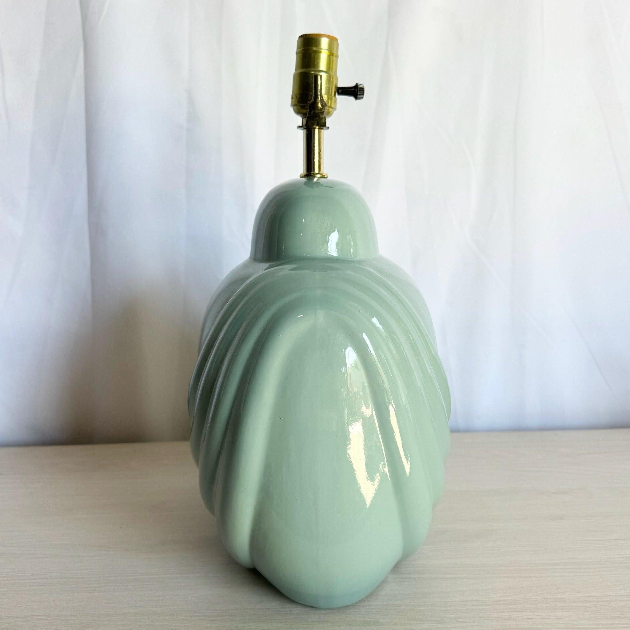 Late 20th Century Postmodern Turquoise Scalloped Table Lamp For Sale