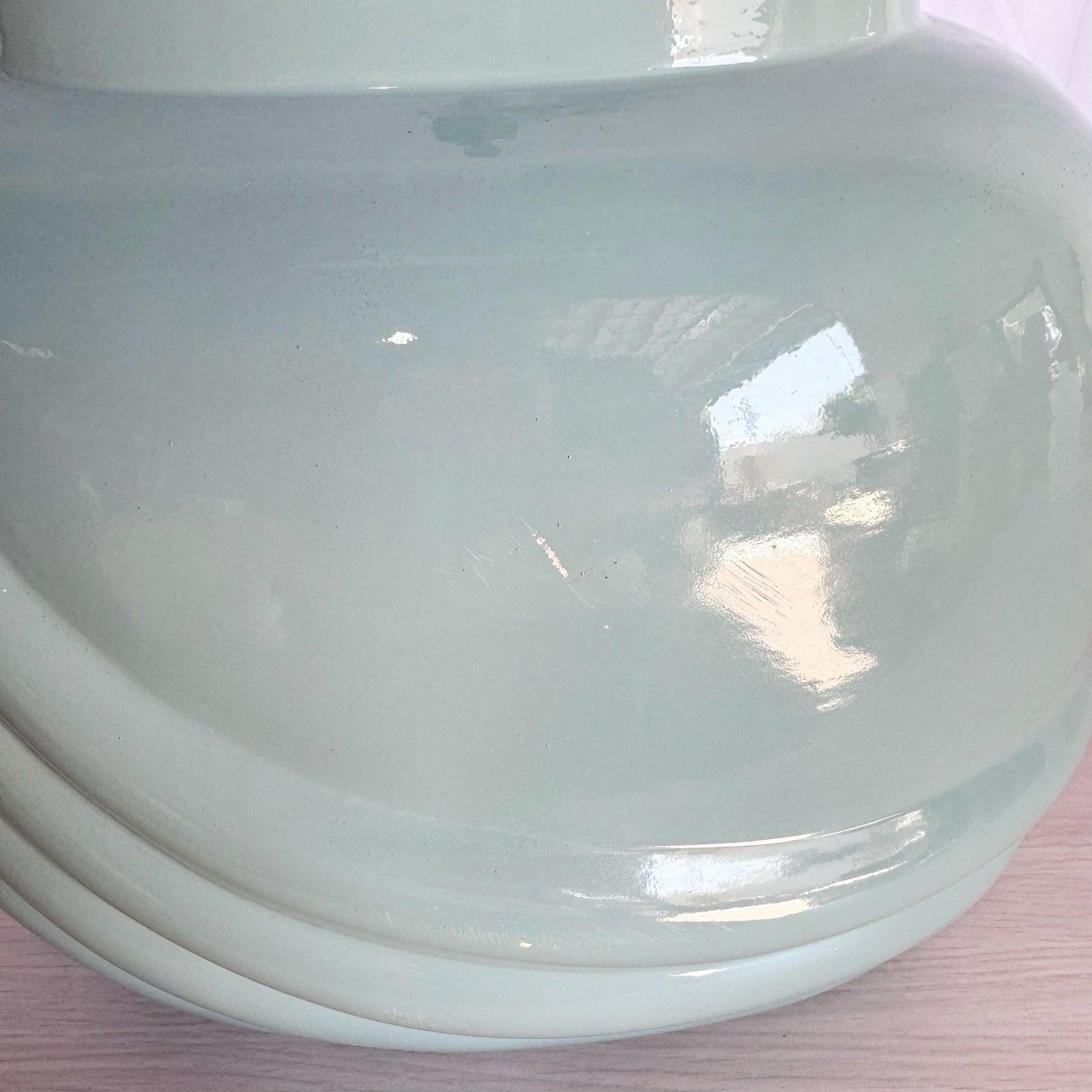 Ceramic Postmodern Turquoise Scalloped Table Lamp For Sale